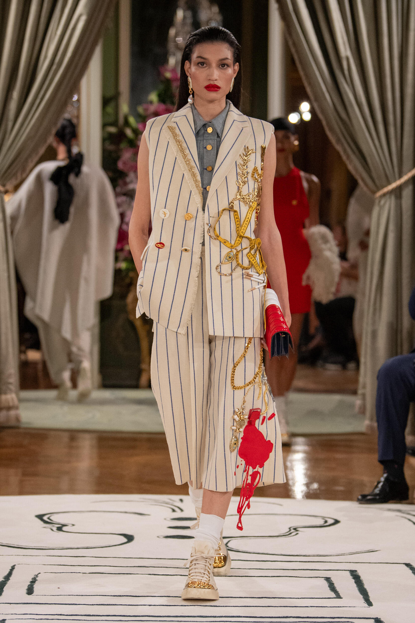 Schiaparelli Spring 2024 Fashion Show