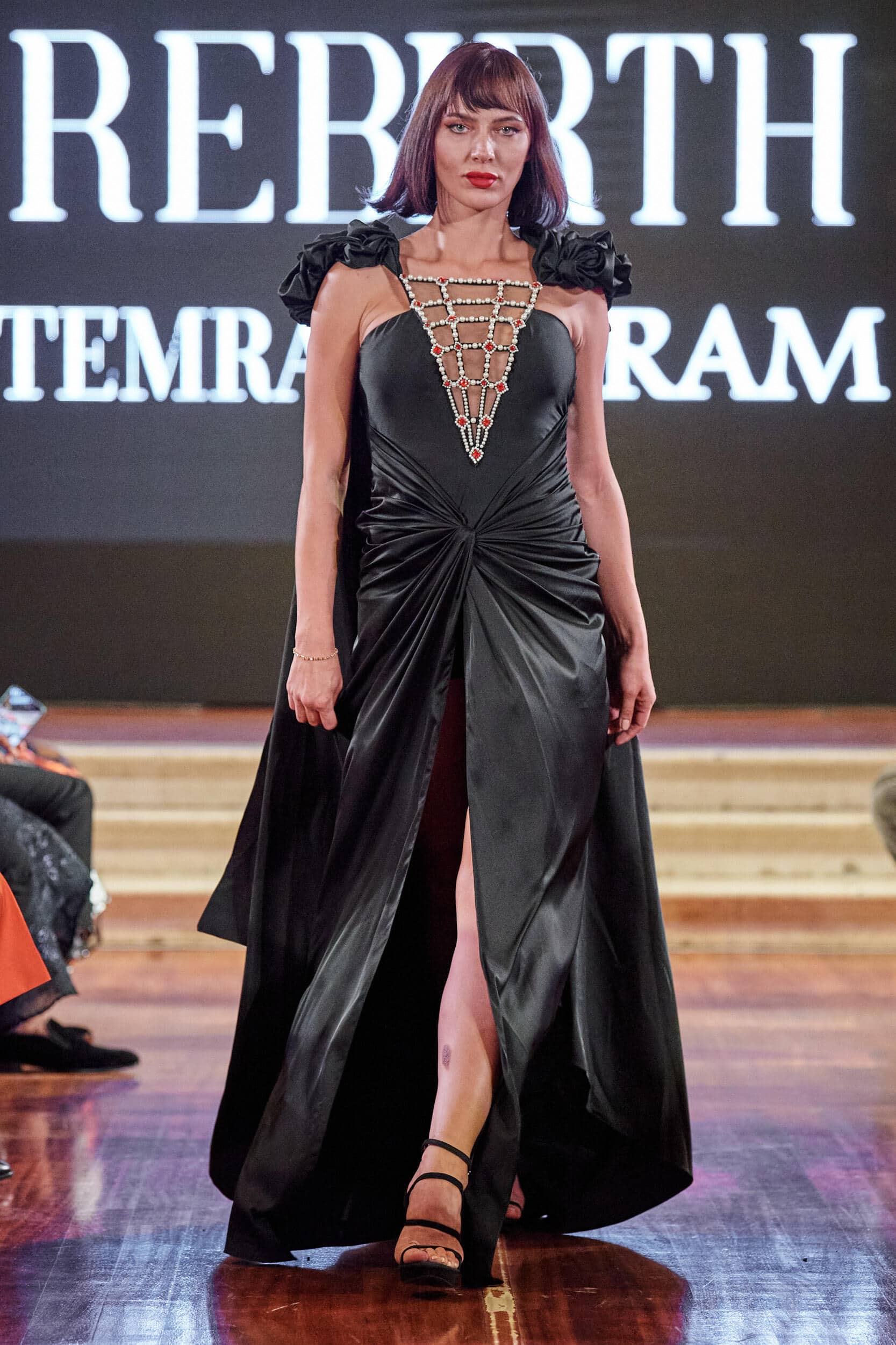 Temraza Spring 2024 Fashion Show