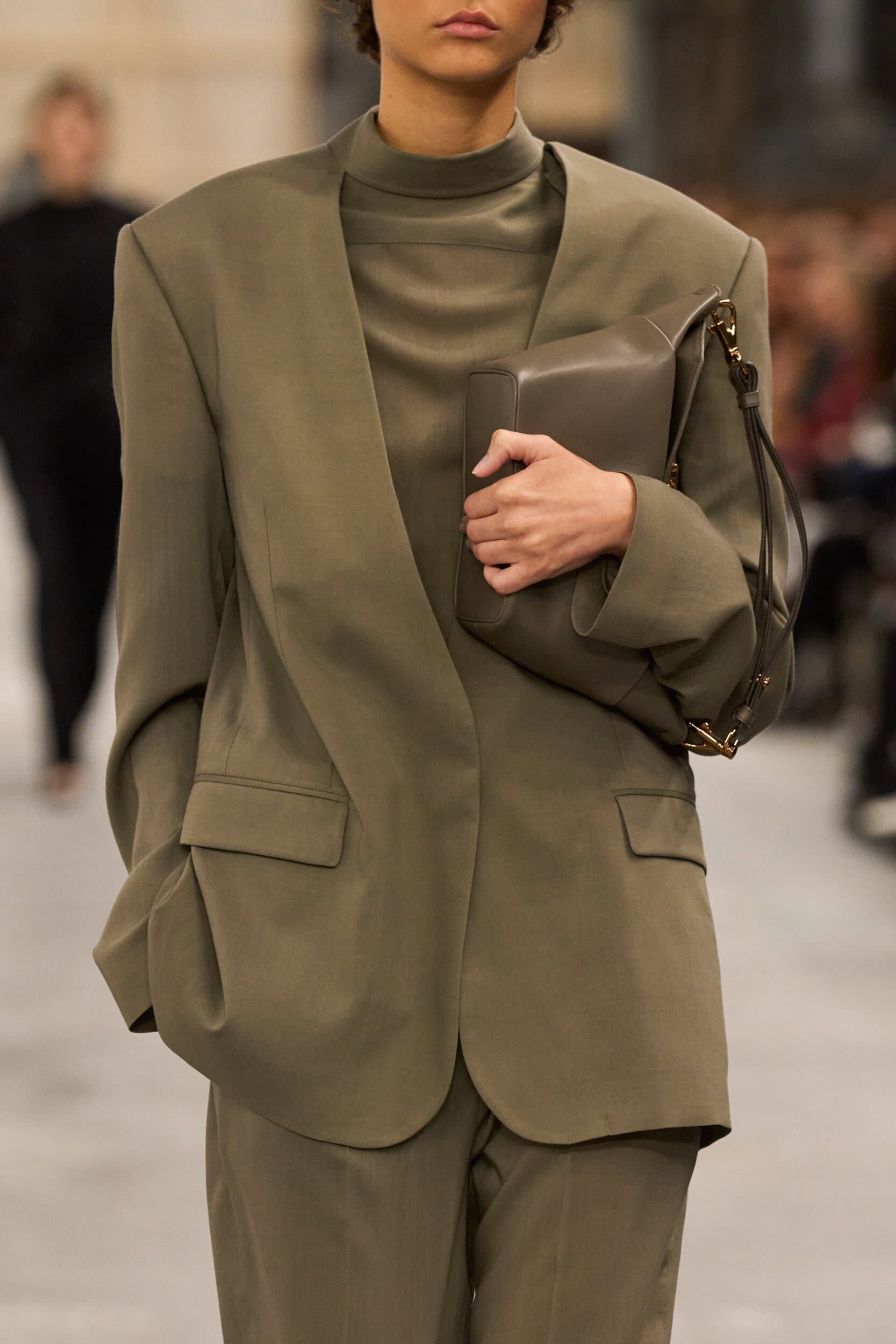 Tod S Spring 2024 Fashion Show Details