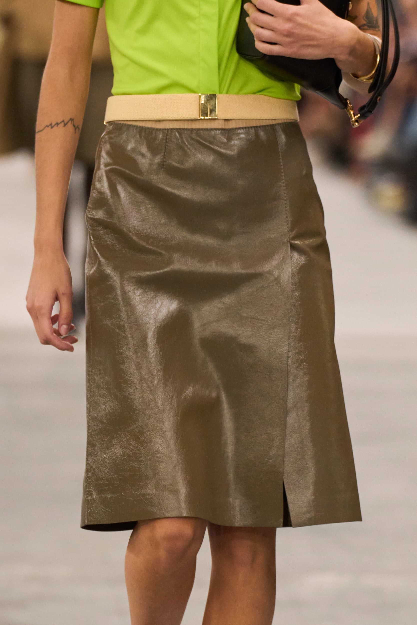Tod S Spring 2024 Fashion Show Details