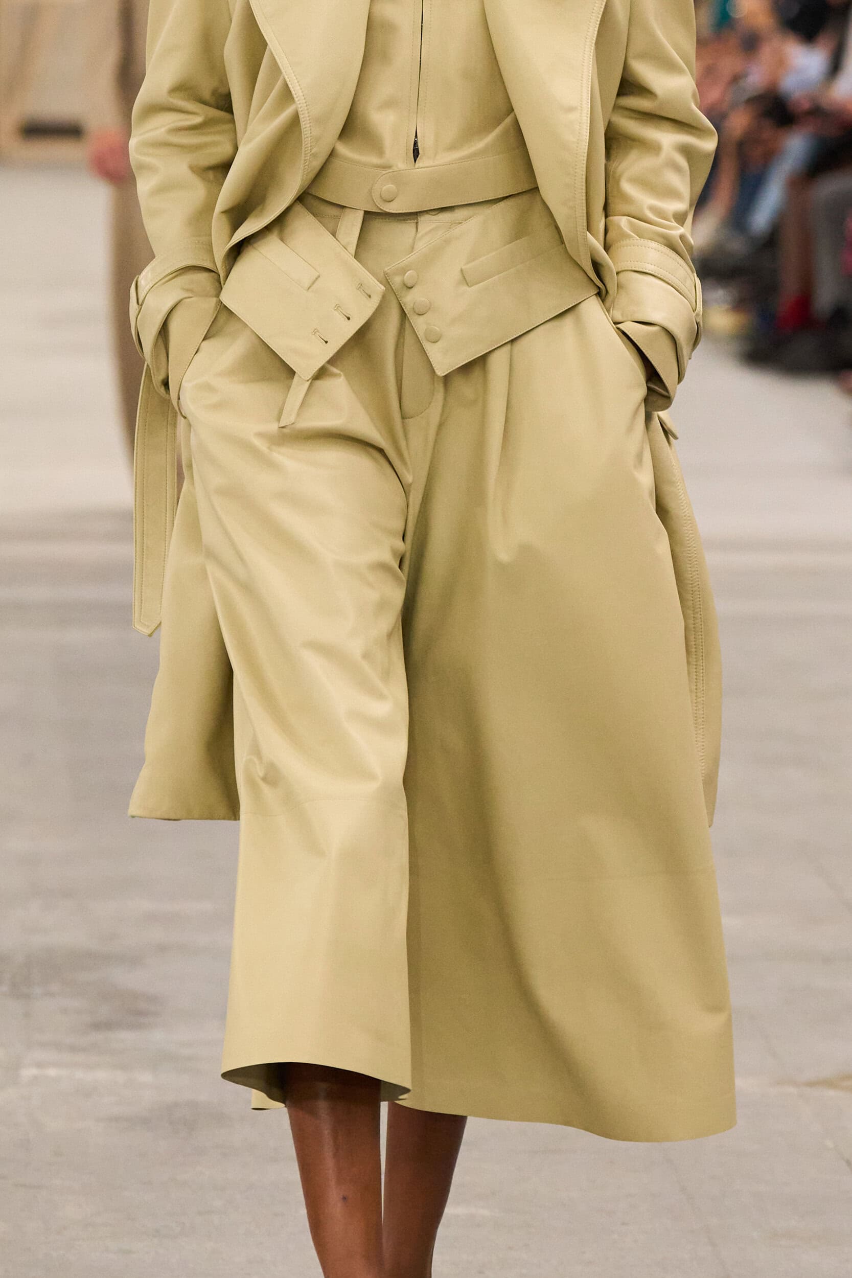 Tod S Spring 2024 Fashion Show Details