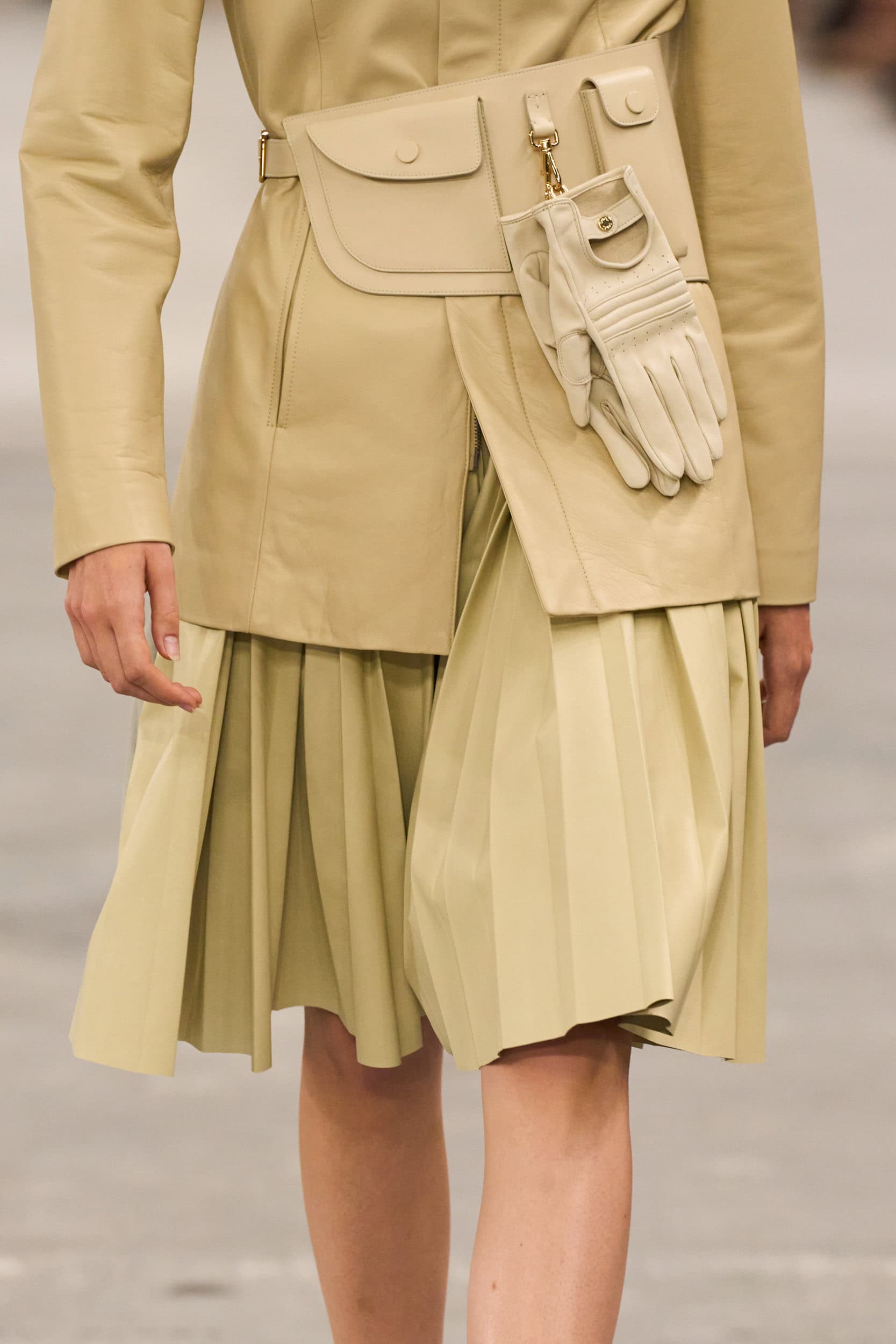 Tod S Spring 2024 Fashion Show Details