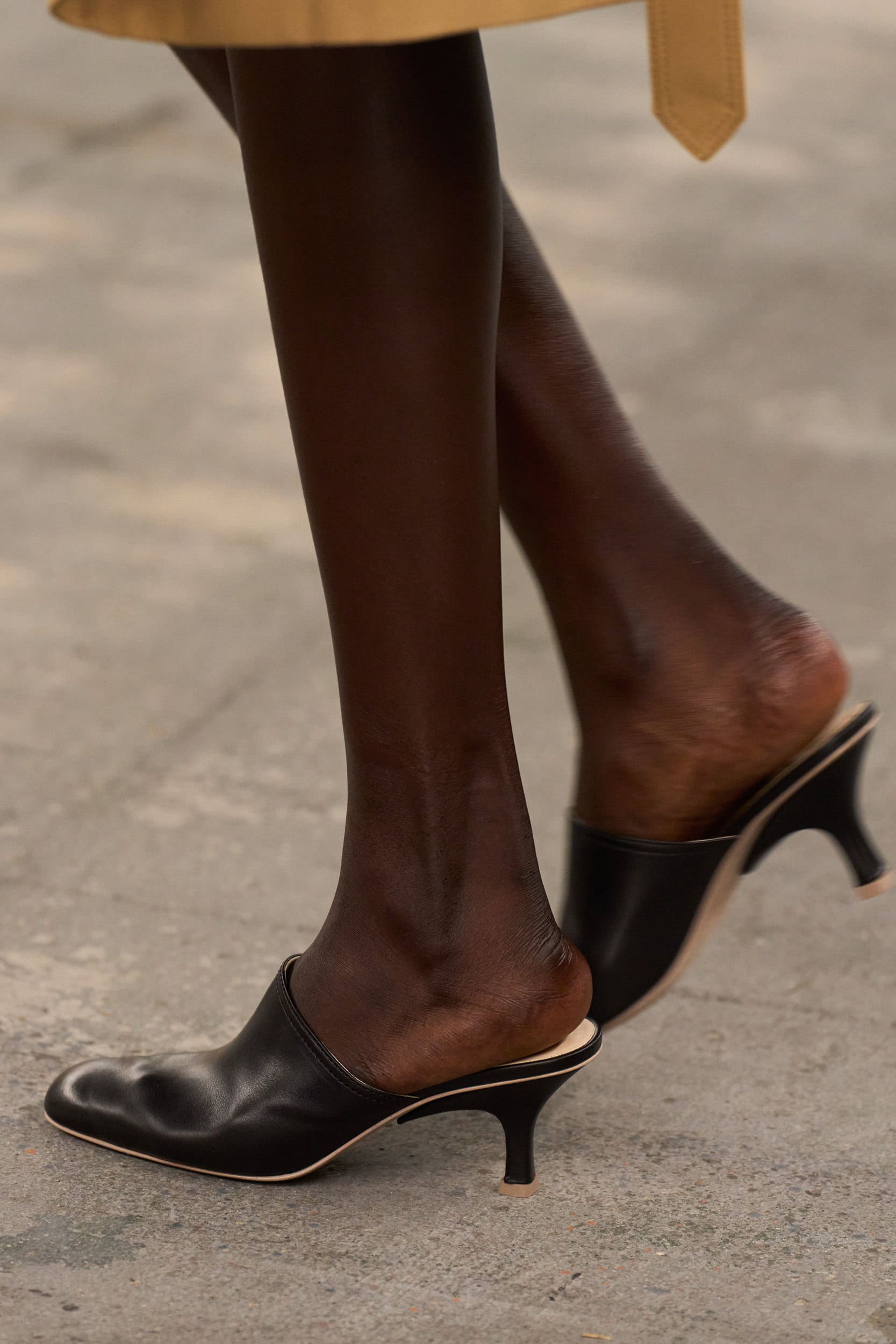 Tod S Spring 2024 Fashion Show Details