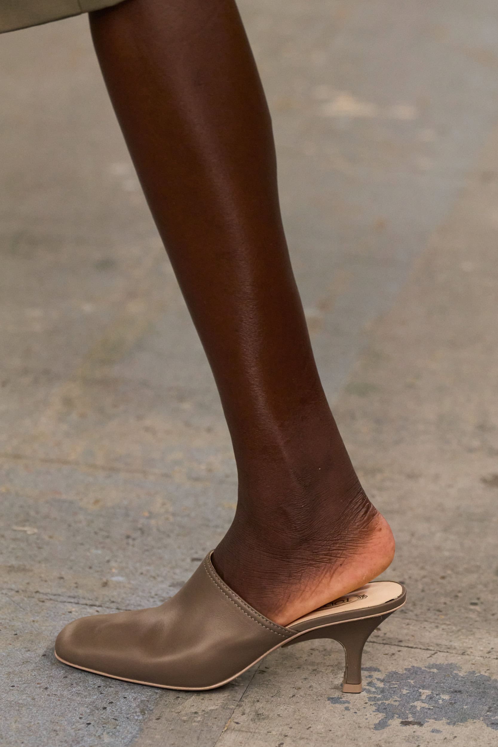 Tod S Spring 2024 Fashion Show Details
