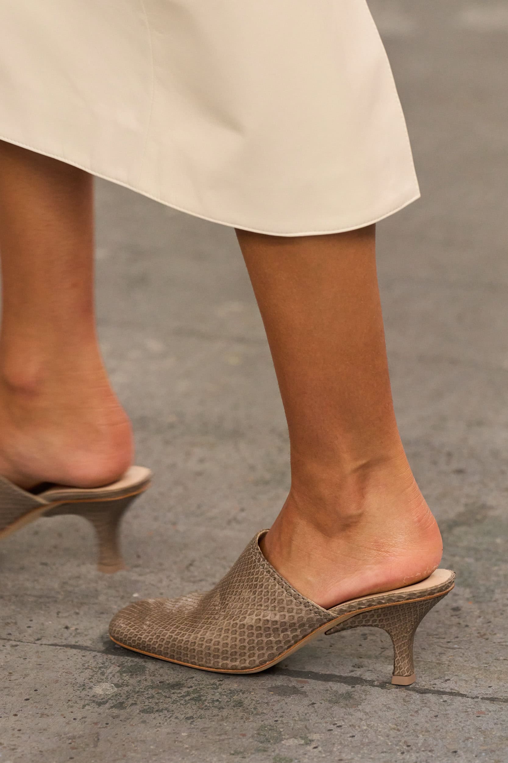 Tod S Spring 2024 Fashion Show Details