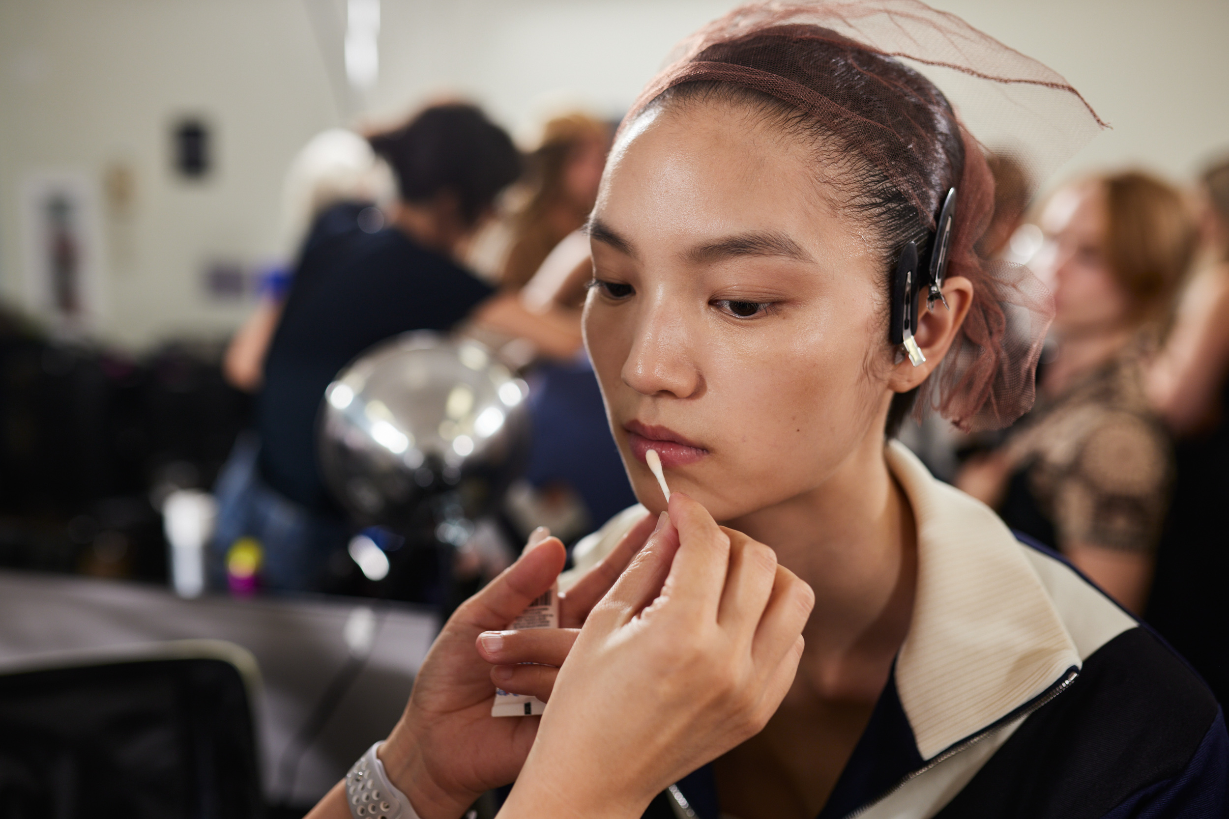 Tory Burch Spring 2024 Fashion Show Backstage