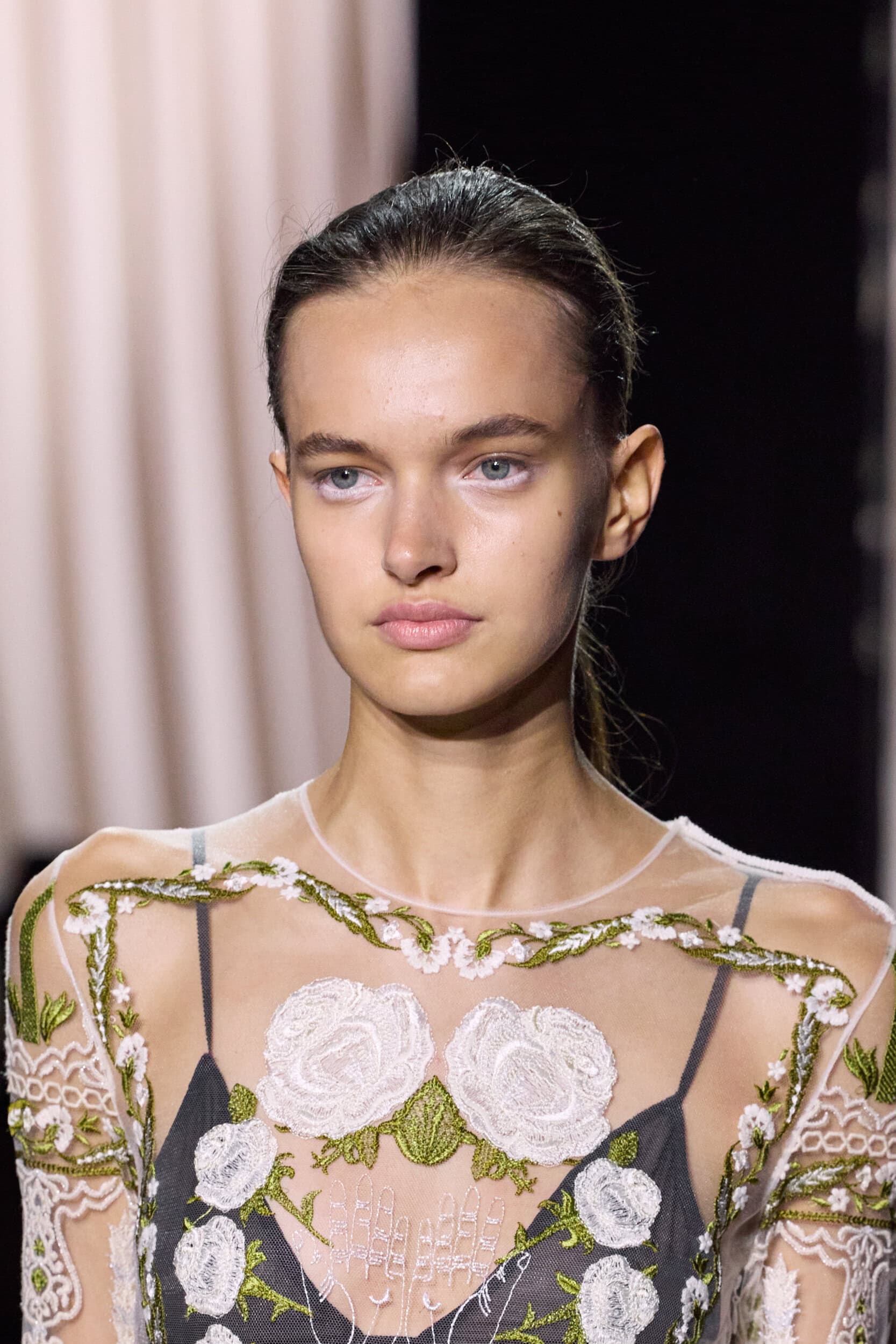 Giambattista Valli Spring 2024 Fashion Show Details