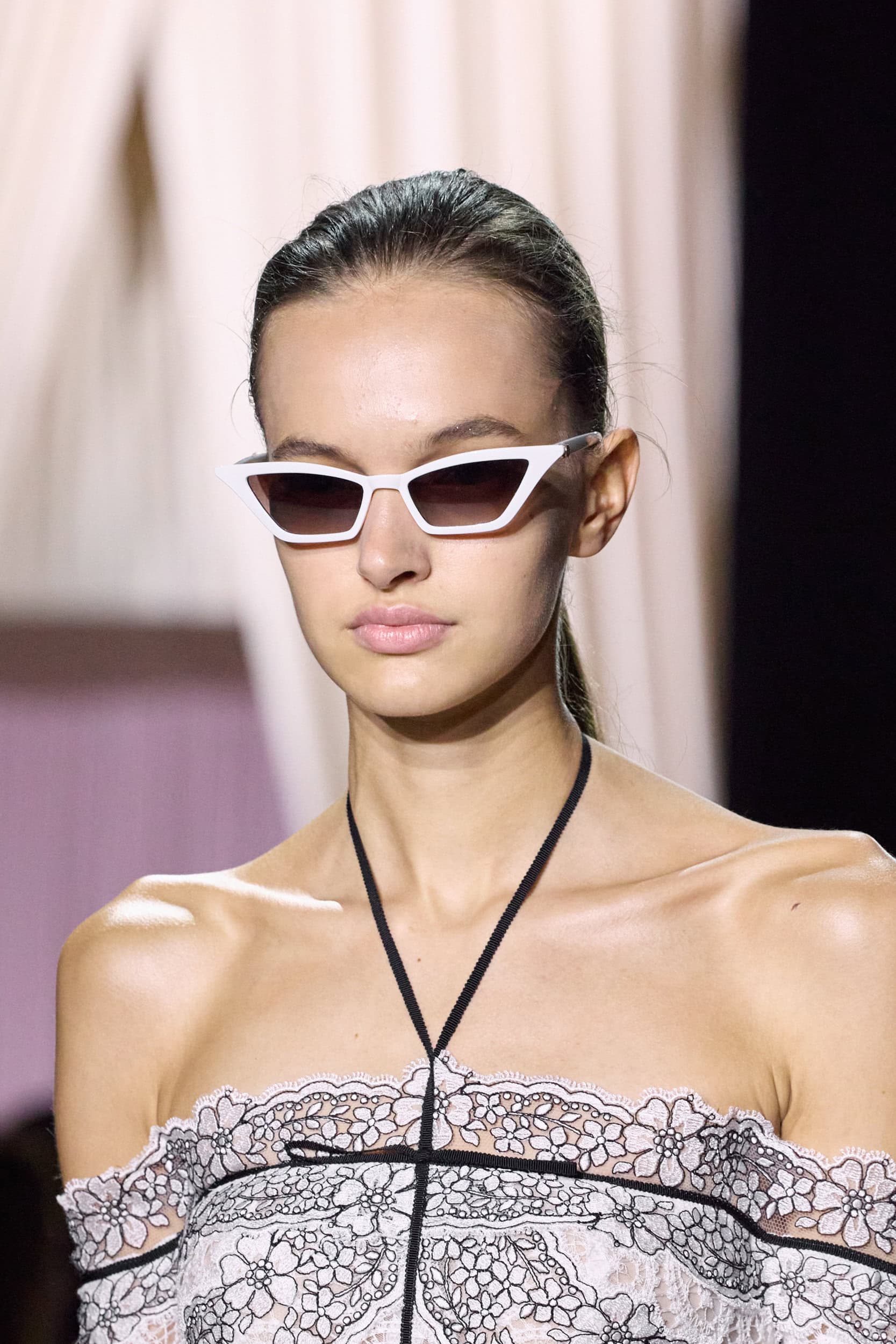 Giambattista Valli Spring 2024 Fashion Show Details