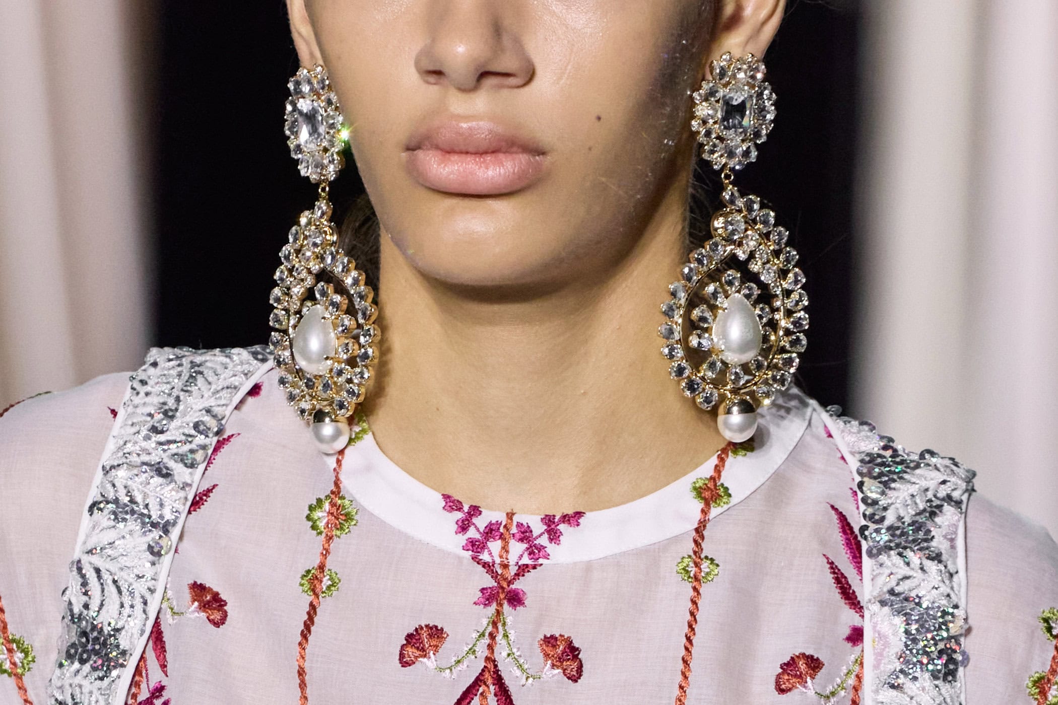 Giambattista Valli Spring 2024 Fashion Show Details