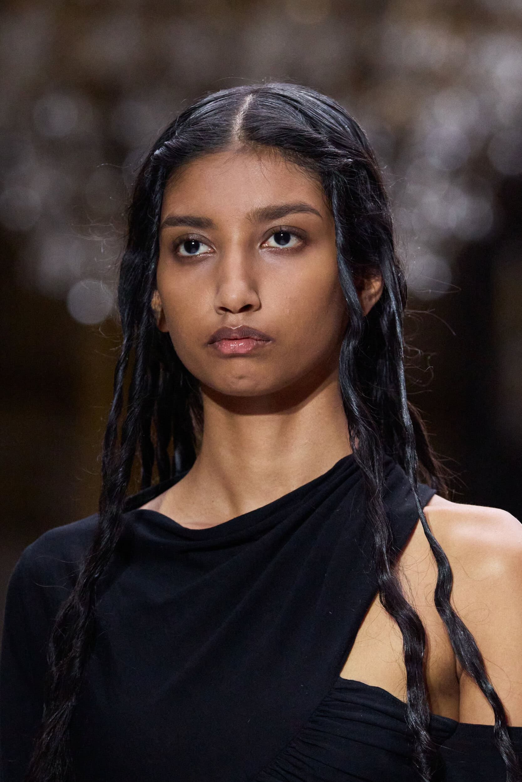 Yohji Yamamoto Spring 2024 Fashion Show Details