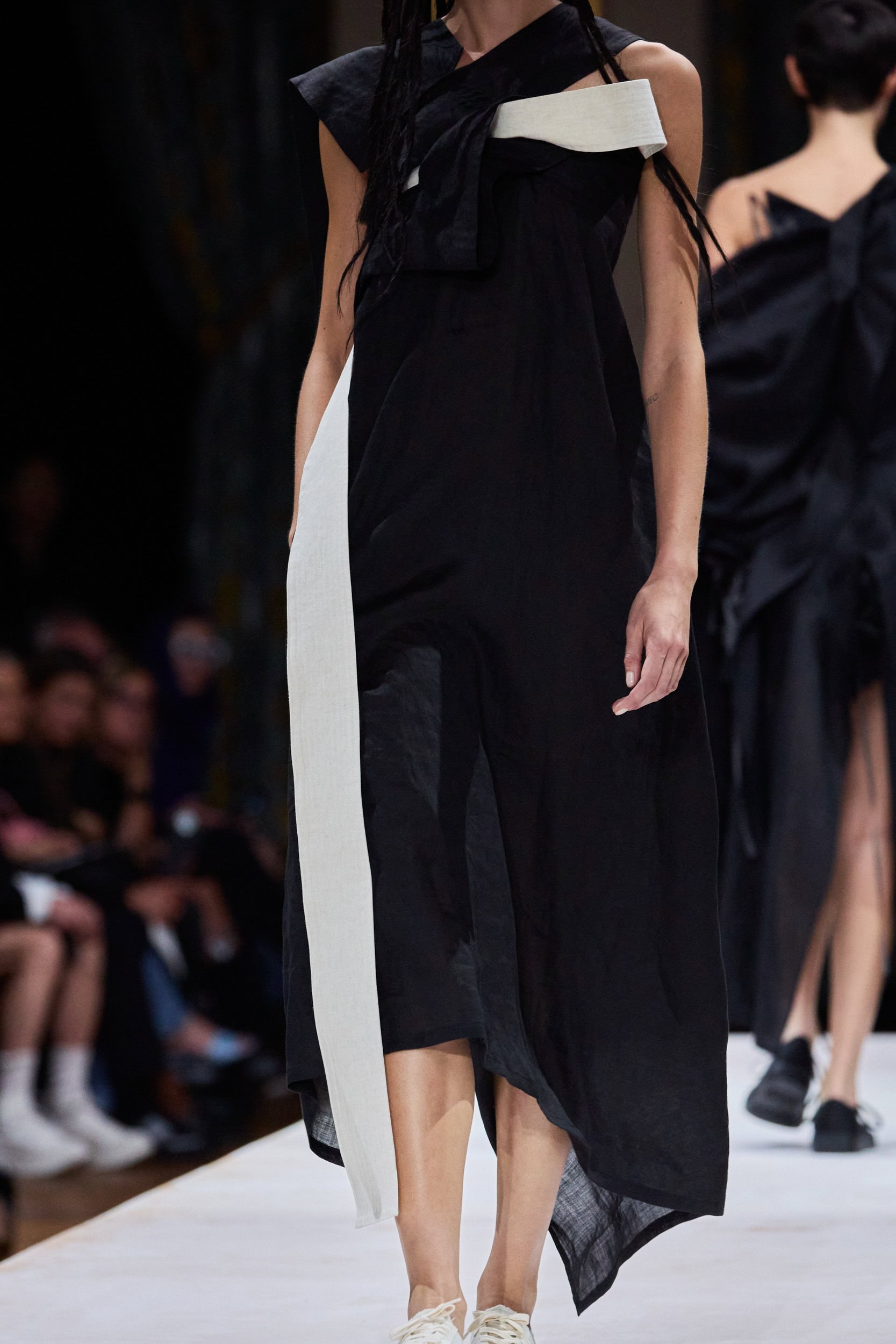 Yohji Yamamoto Spring 2024 Fashion Show Details
