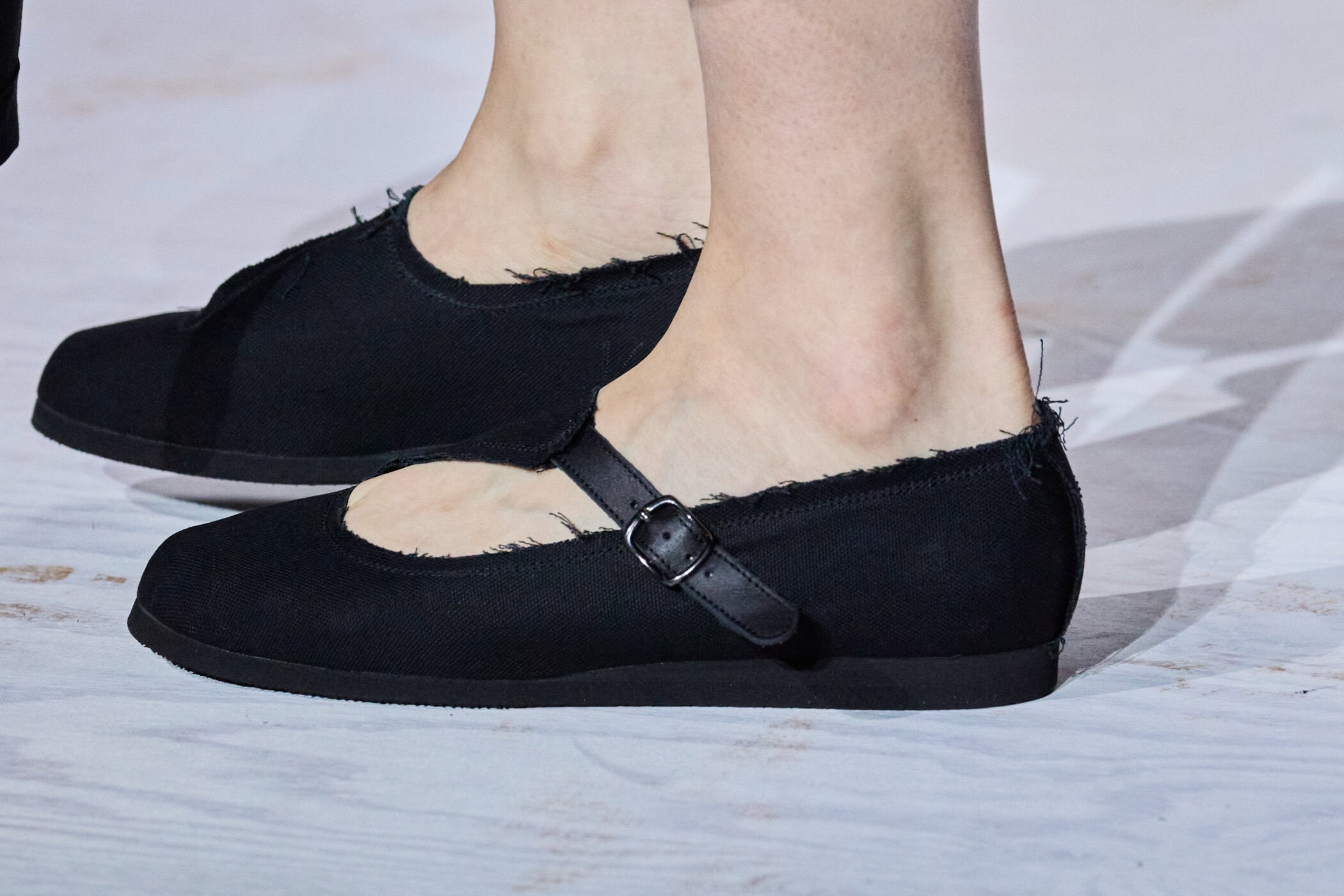 Yohji Yamamoto Spring 2024 Fashion Show Details