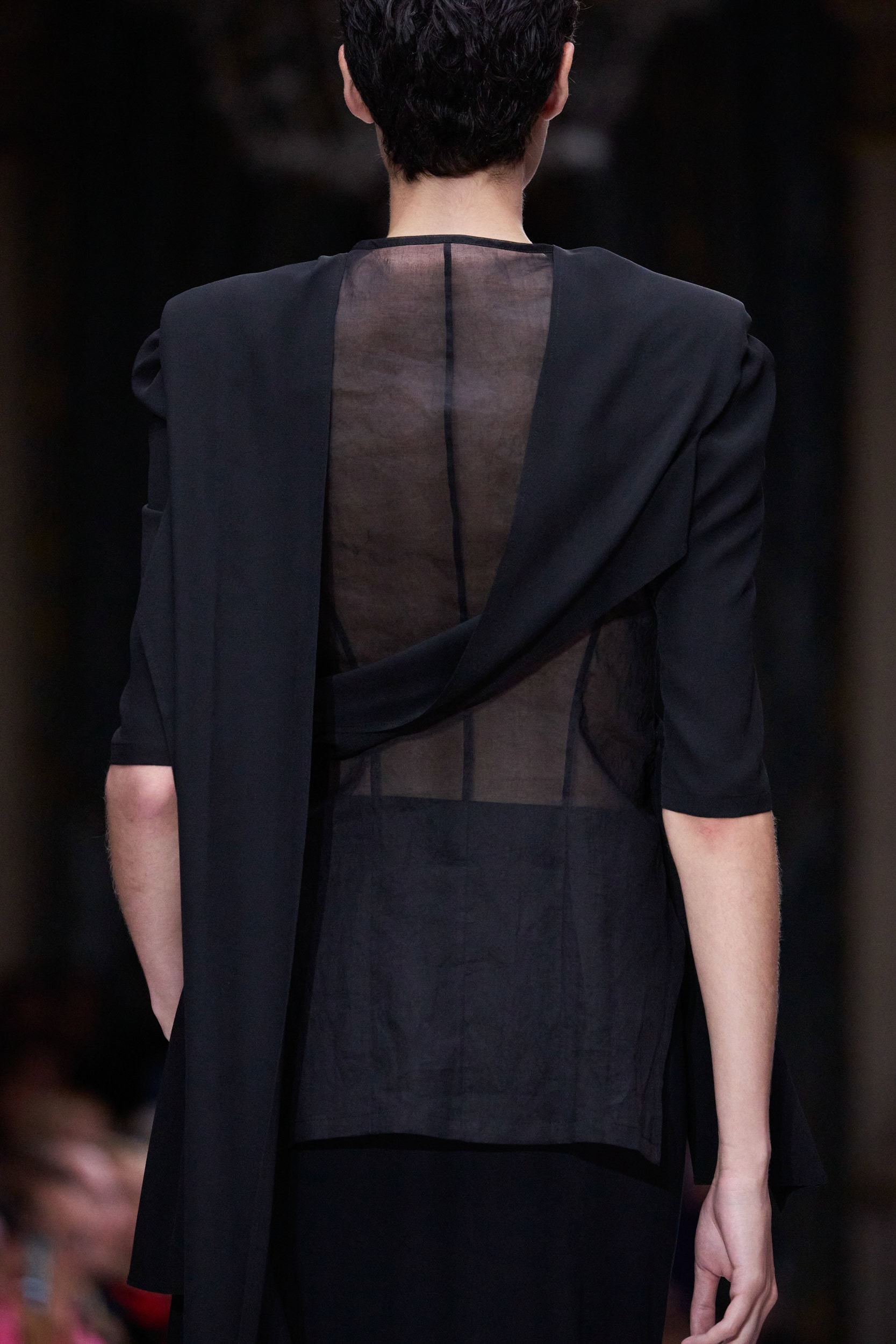 Yohji Yamamoto Spring 2024 Fashion Show Details