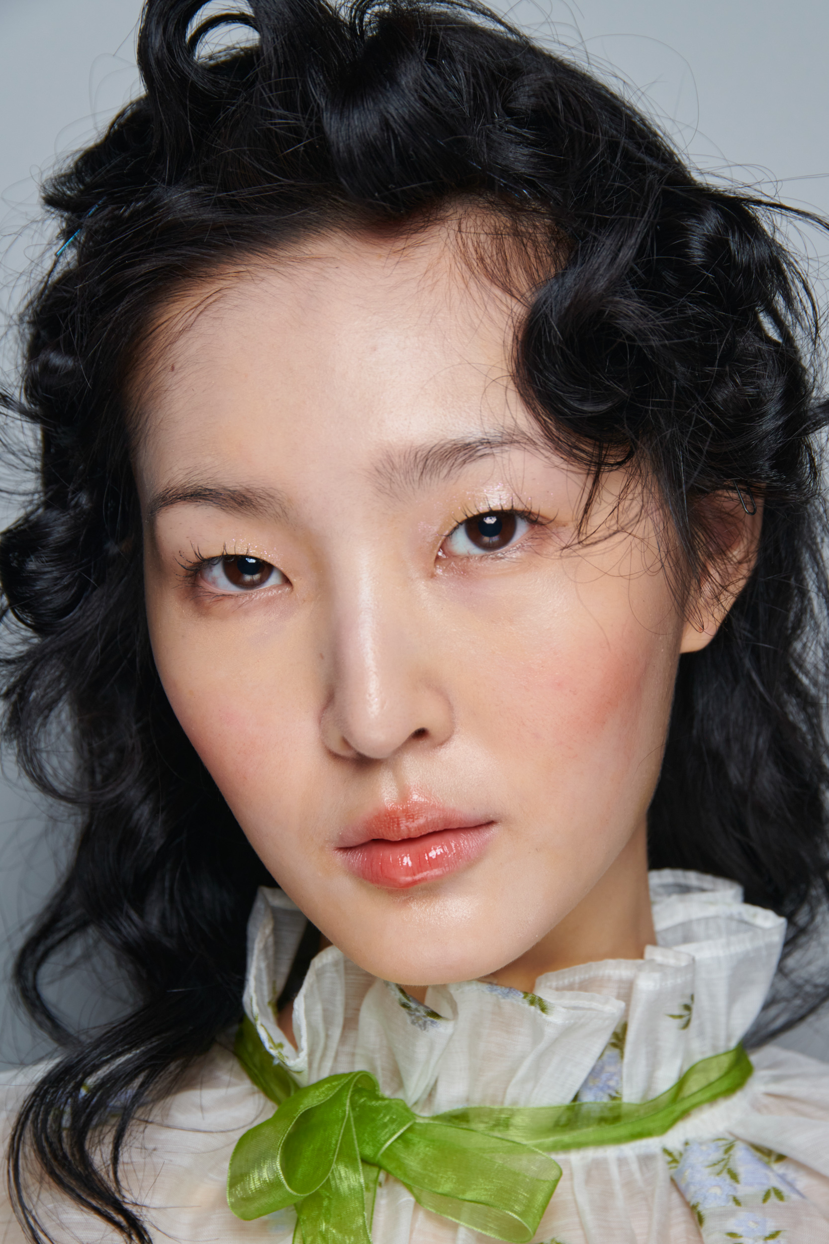 Yuhan Wang Spring 2024 Fashion Show Backstage