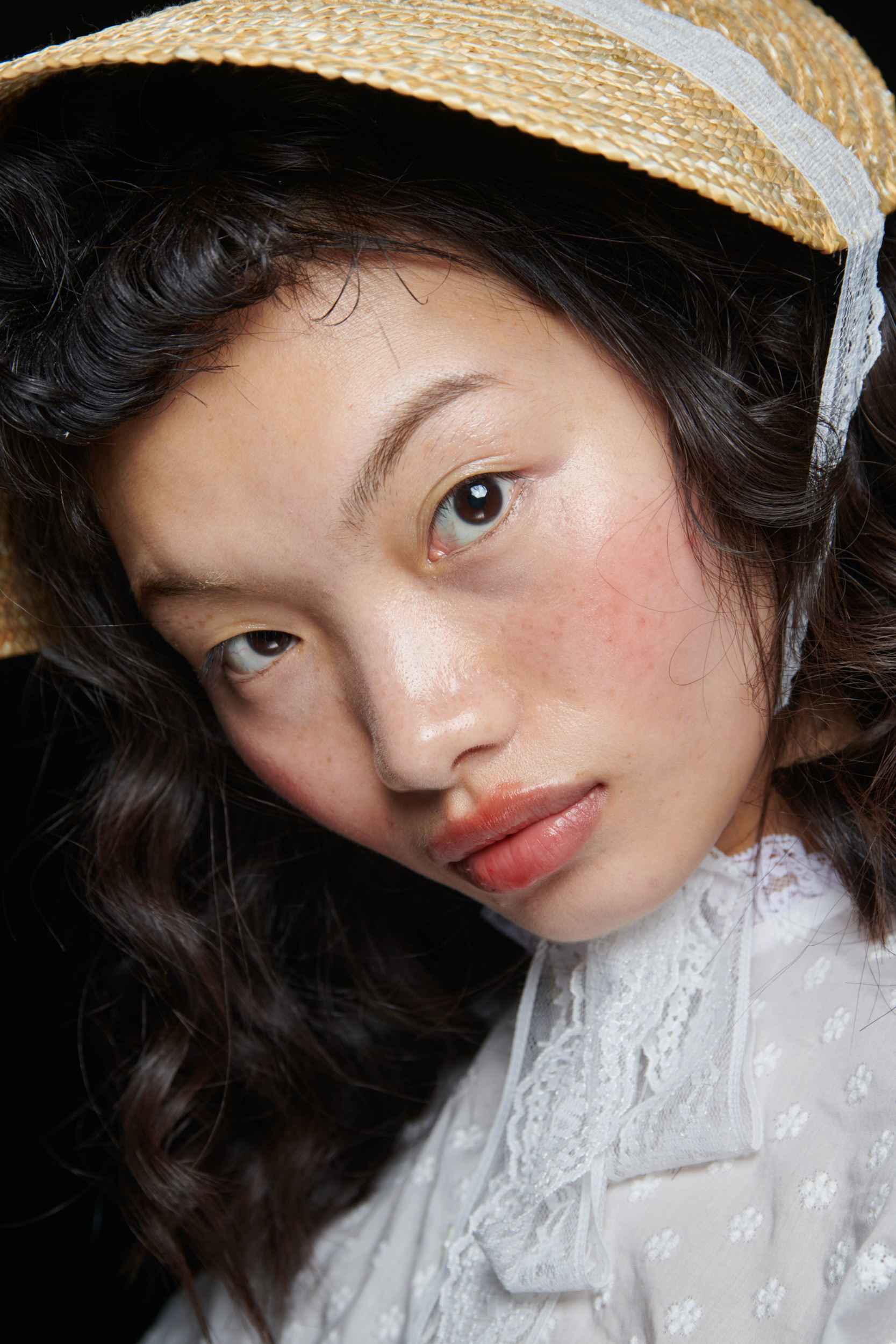 Yuhan Wang Spring 2024 Fashion Show Backstage