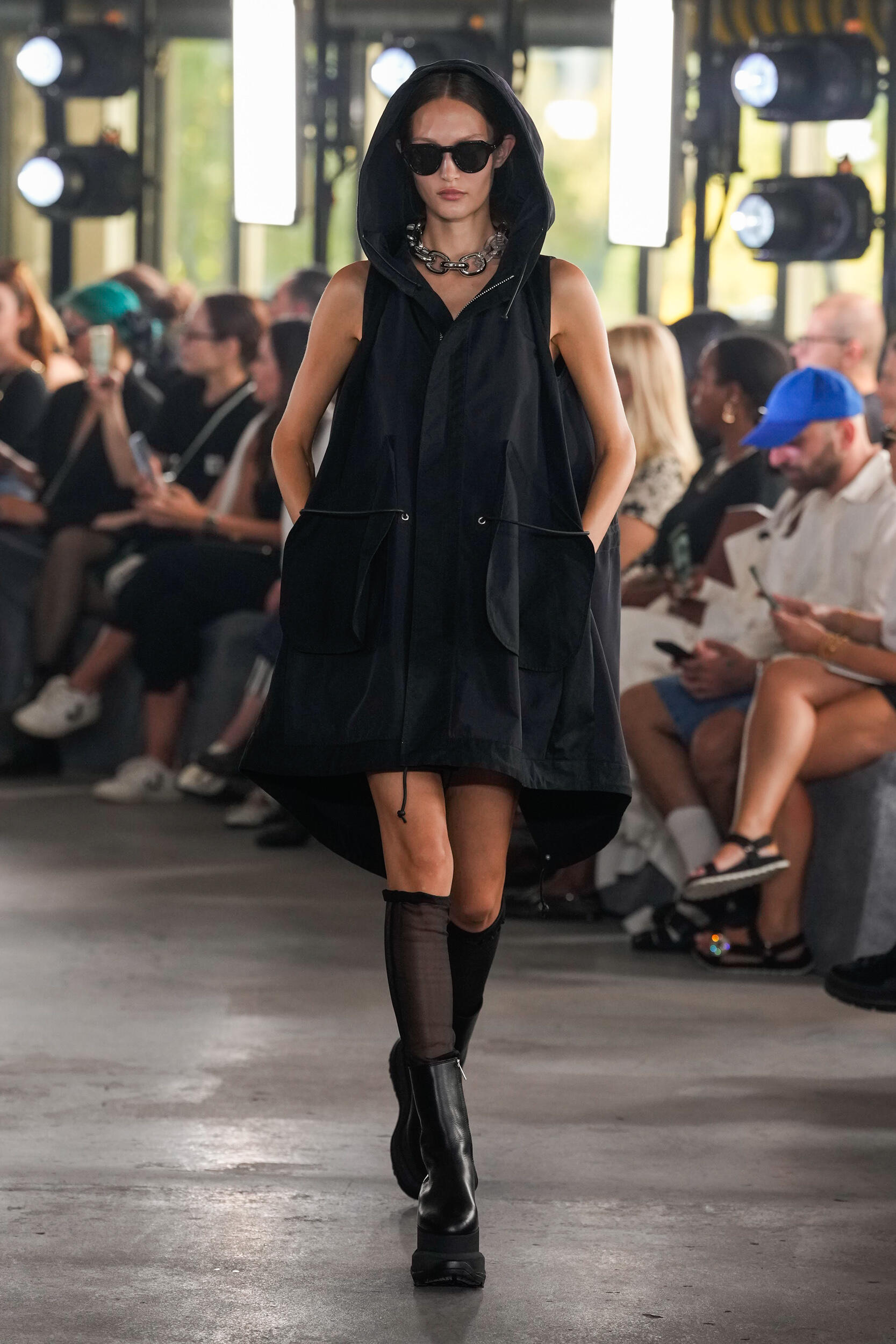 Sacai Spring 2024 Fashion Show