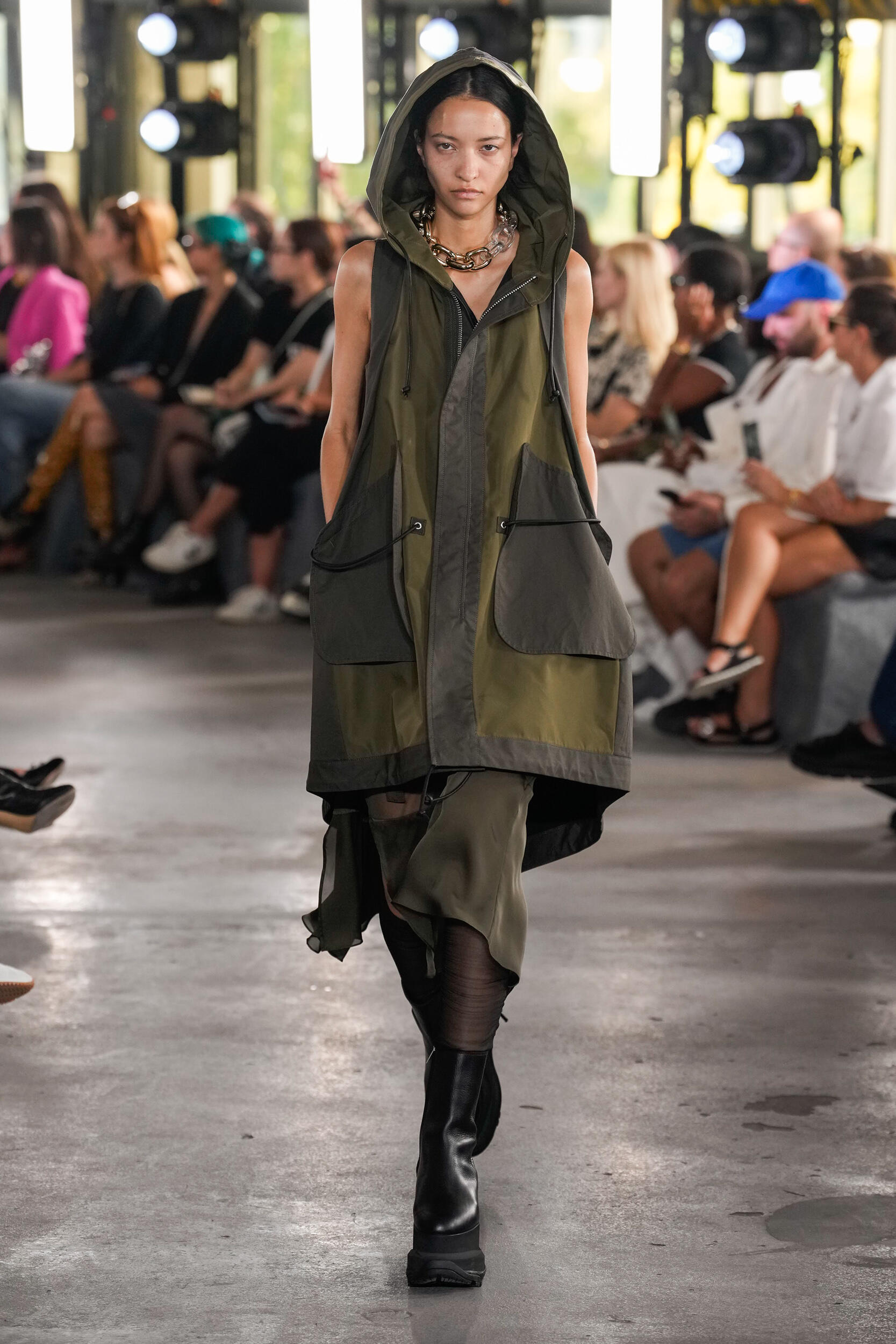 Sacai Spring 2024 Fashion Show