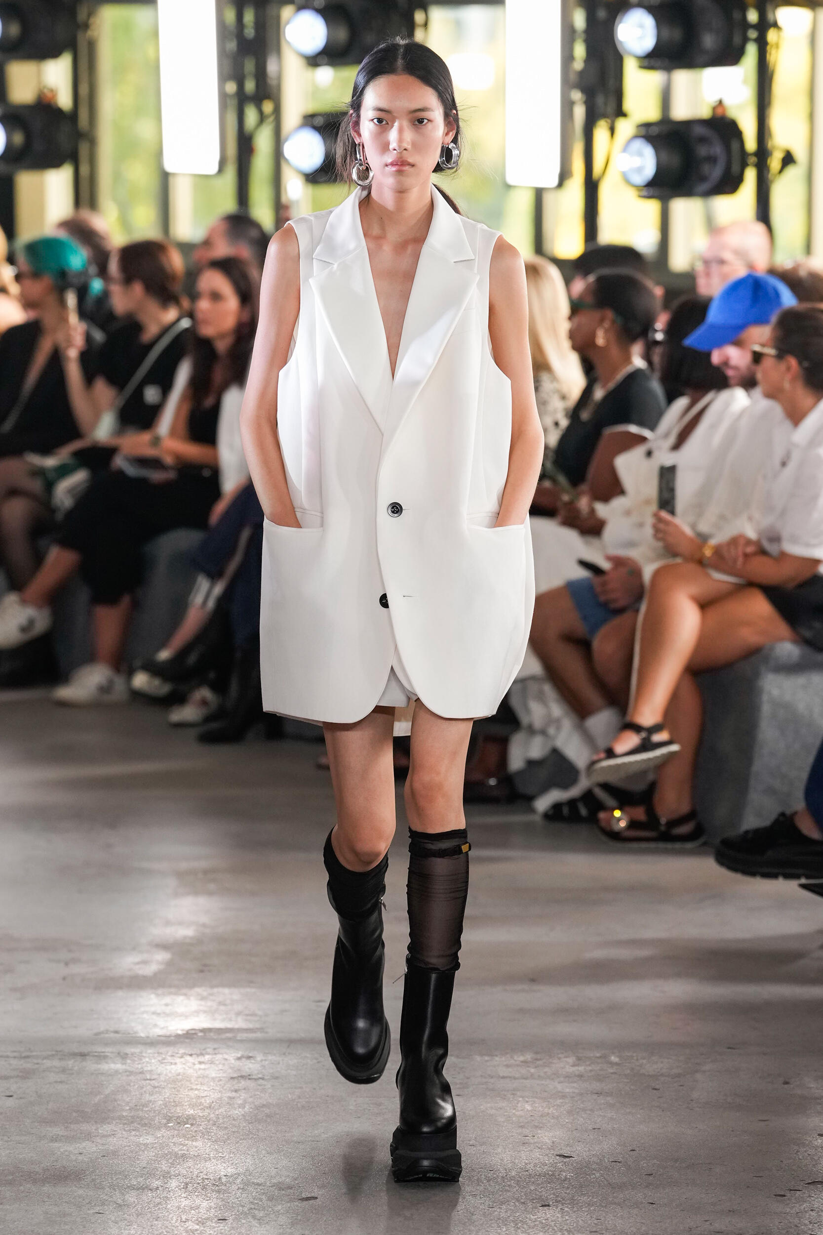 Sacai Spring 2024 Fashion Show