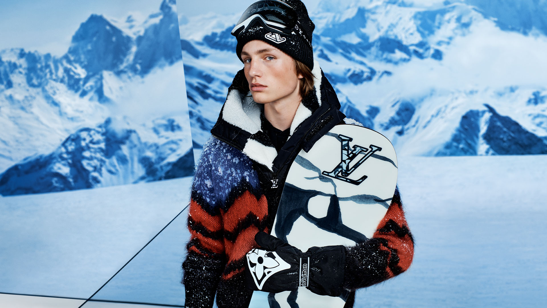 Louis Vuitton presents its LV Ski Collection 2023 - Camaleónicas