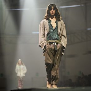 Louis Vuitton to Hold First Men's Pre-fall Show in Hong Kong – WWD