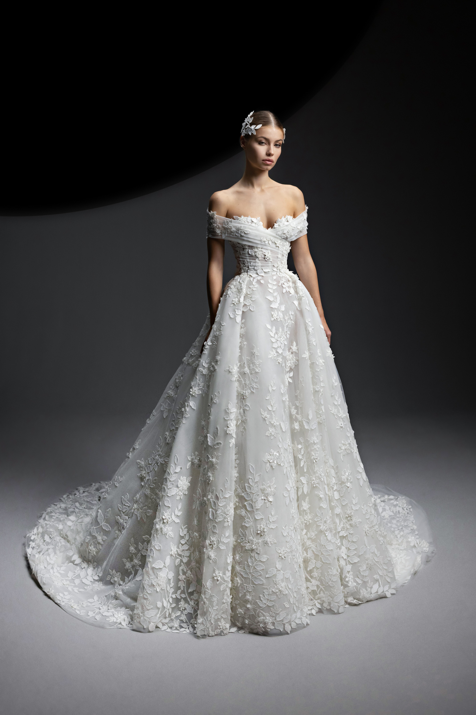 Zuhair Murad Bridal 2024 Fashion Collection 