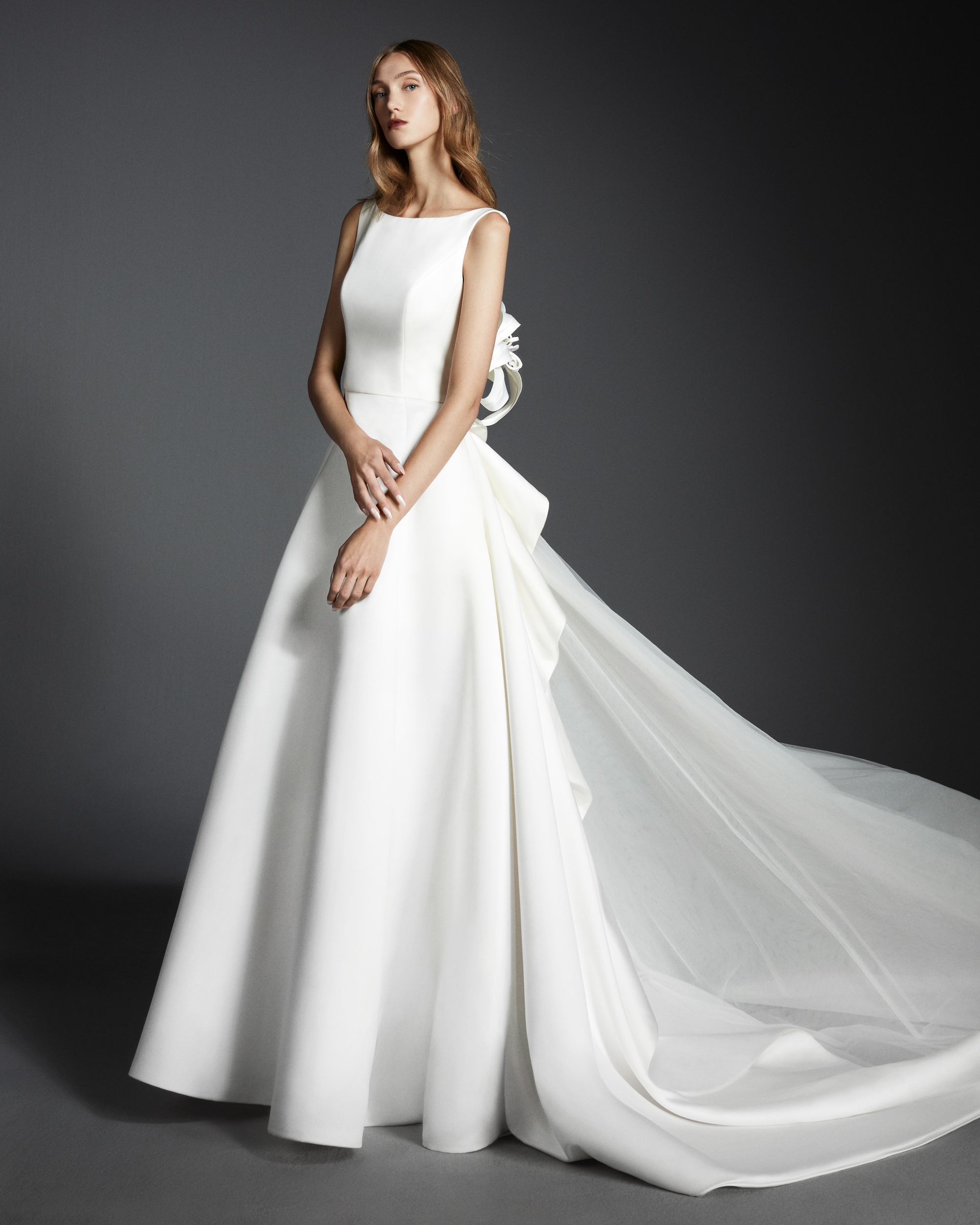 Viktor & Rolf Bridal 2024 Fashion Collection 