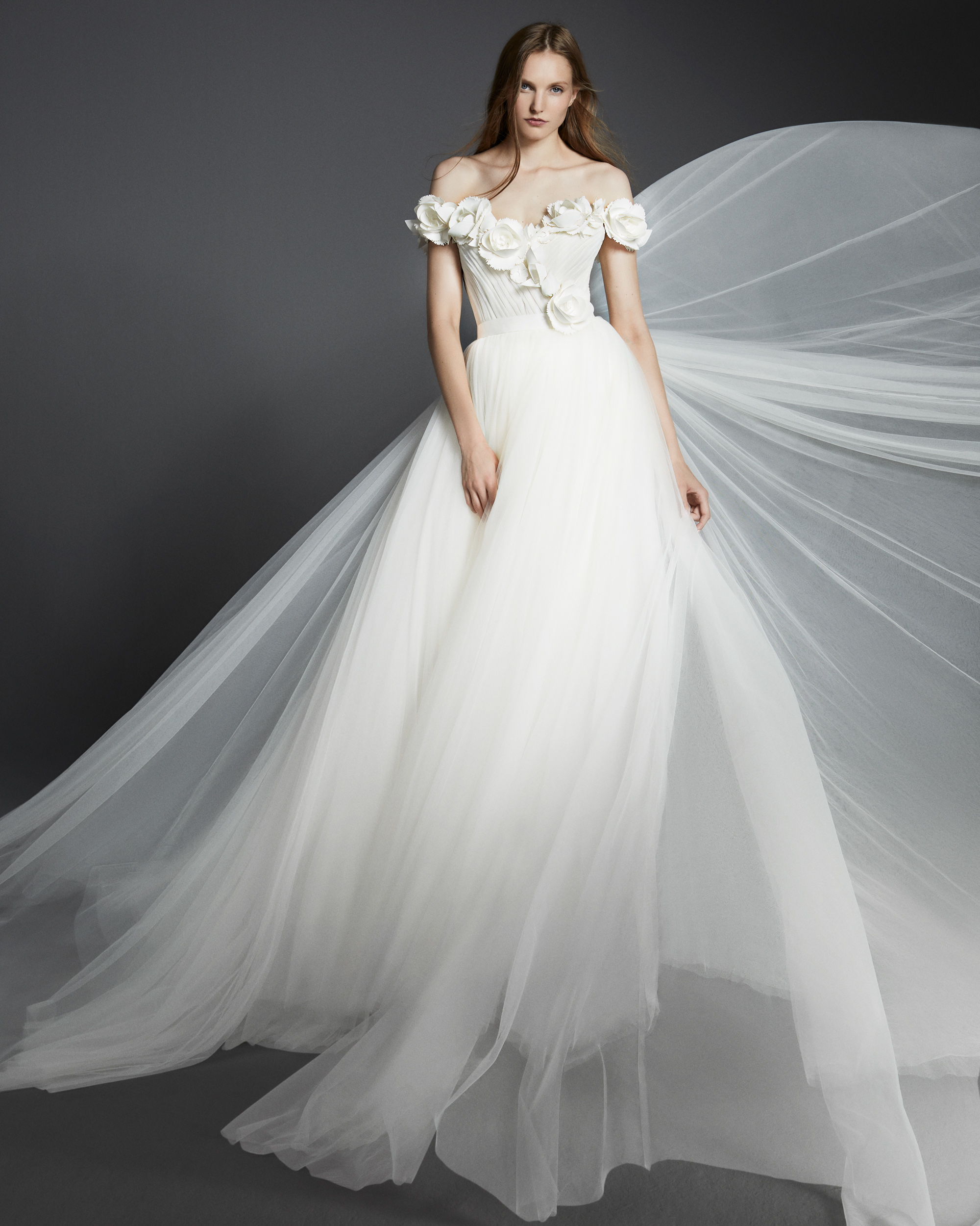 Viktor & Rolf Bridal 2024 Fashion Collection 