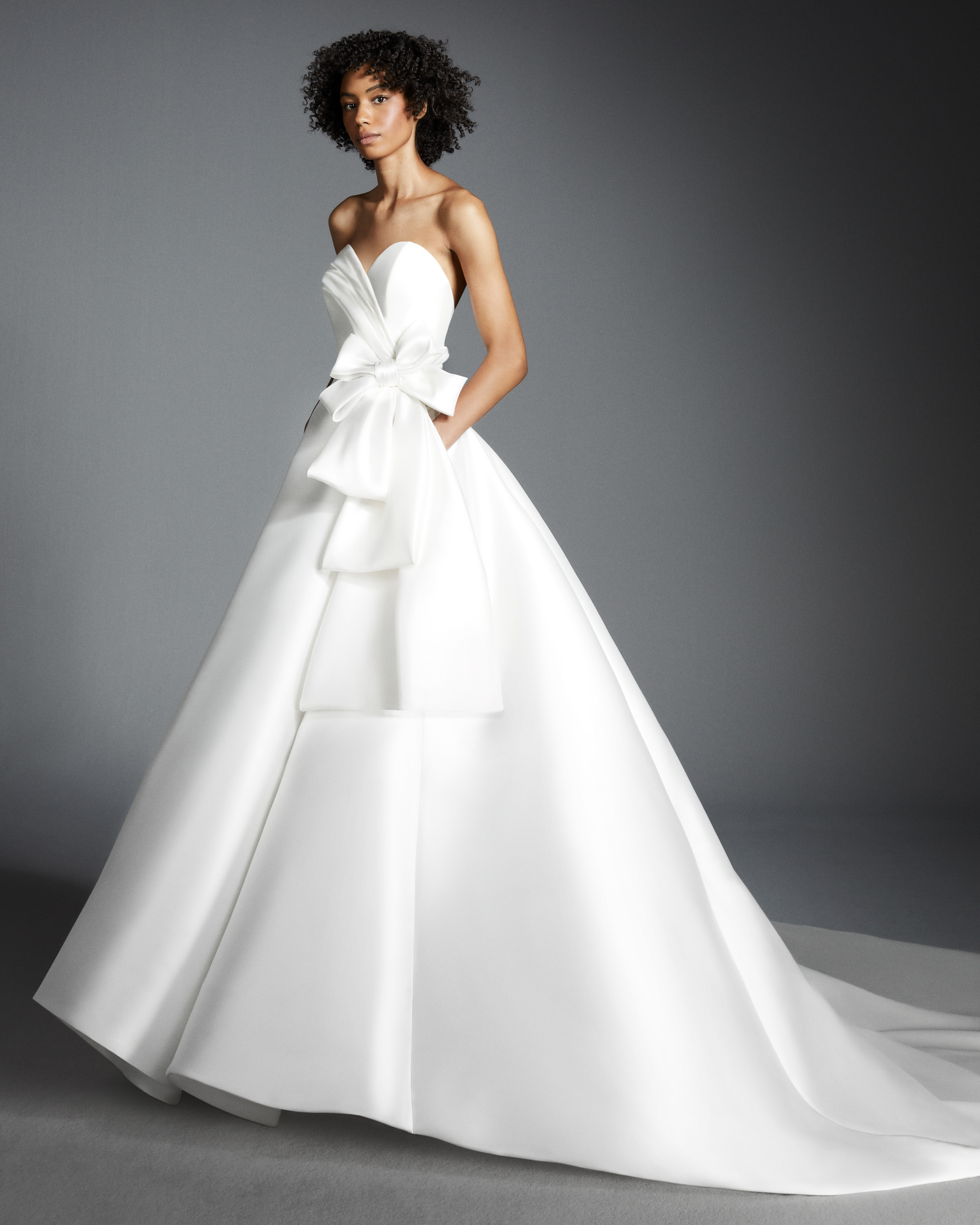 Viktor & Rolf Bridal 2024 Fashion Collection 