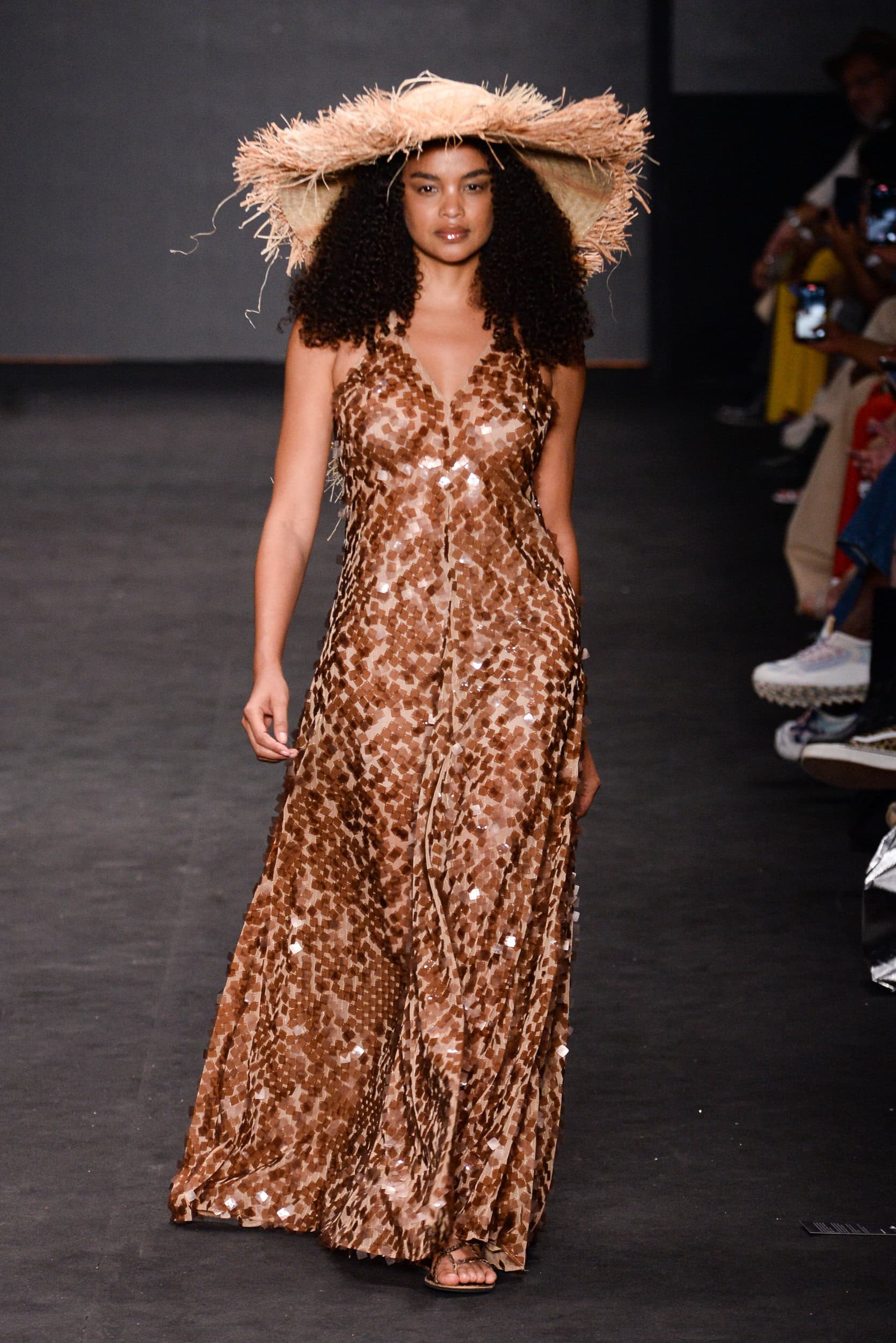 Santa Resistencia  Spring 2024 Fashion Show 