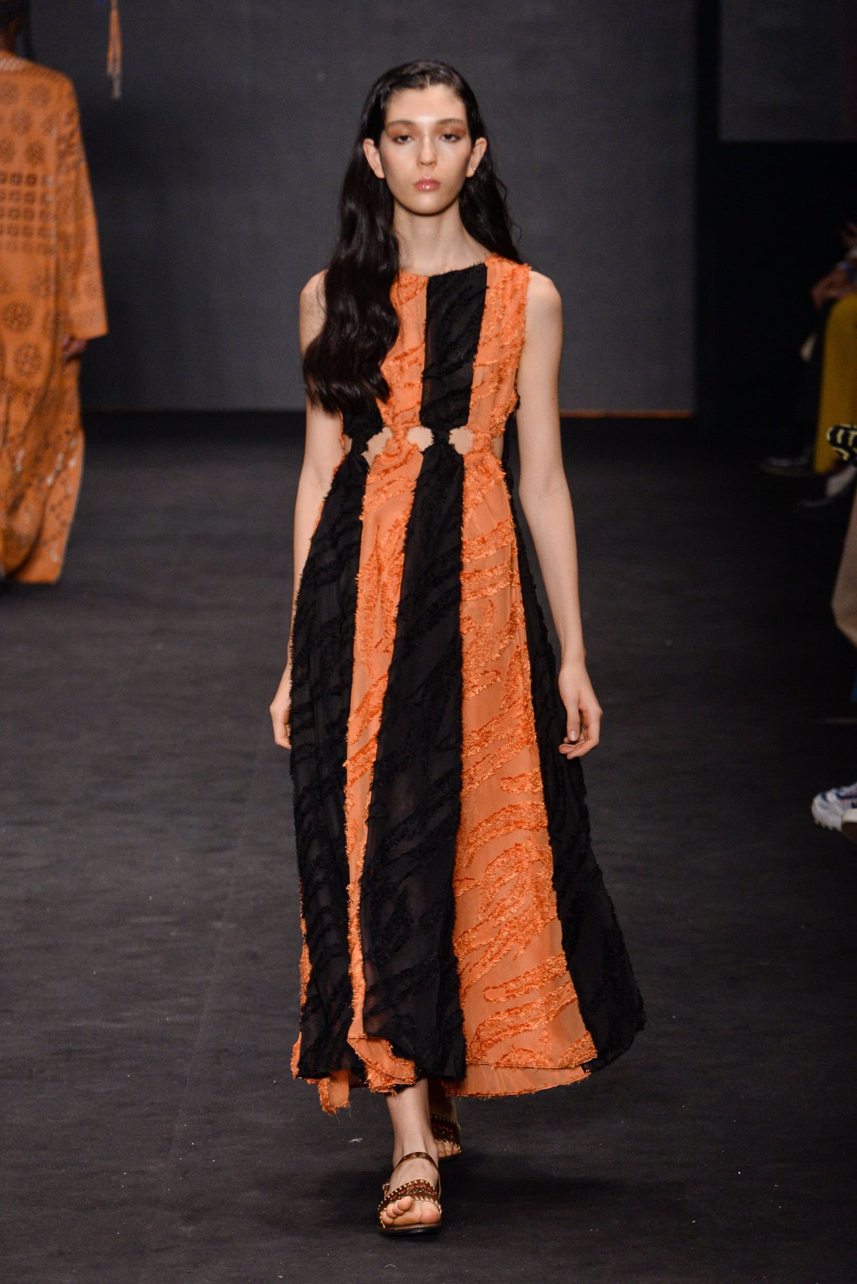 Santa Resistencia  Spring 2024 Fashion Show 