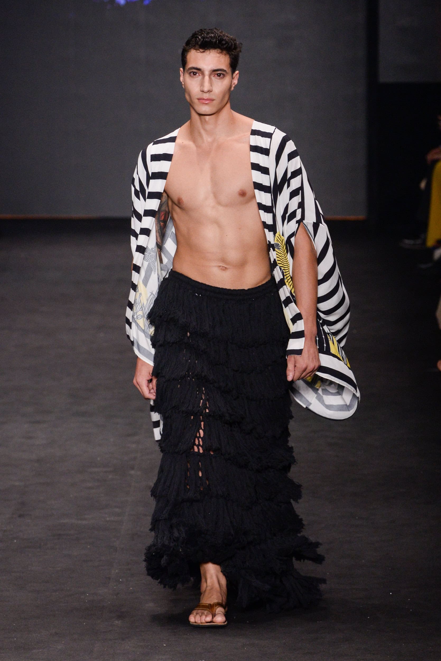 Santa Resistencia  Spring 2024 Fashion Show 