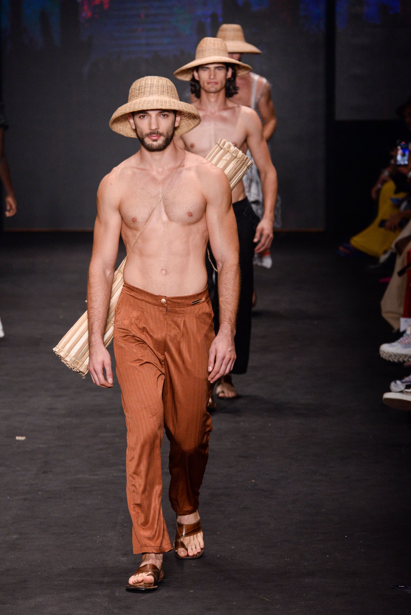 Santa Resistencia  Spring 2024 Fashion Show 