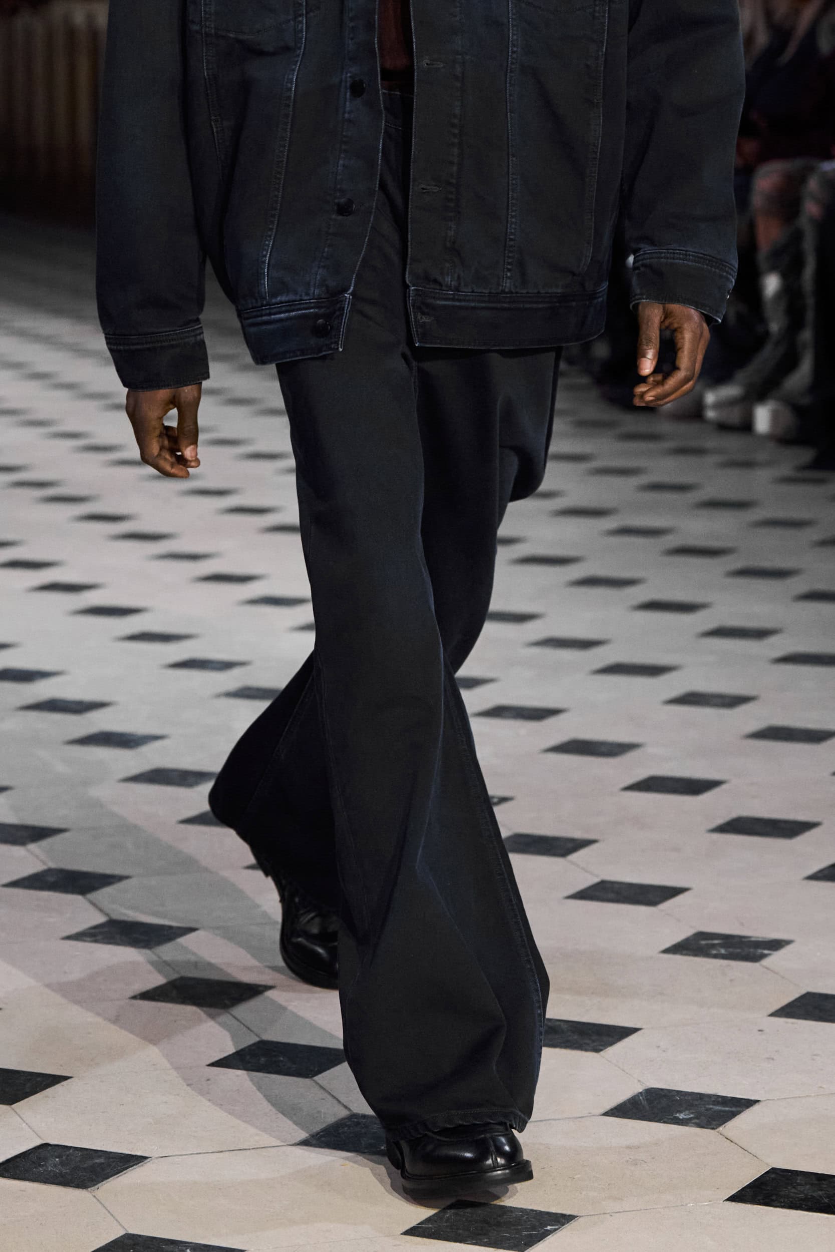 032 Fall 2024 Men’s Fashion Show Details
