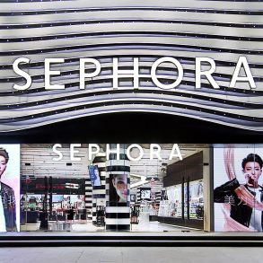Sephora Greater China CEO Steps Down news photo the Impression header