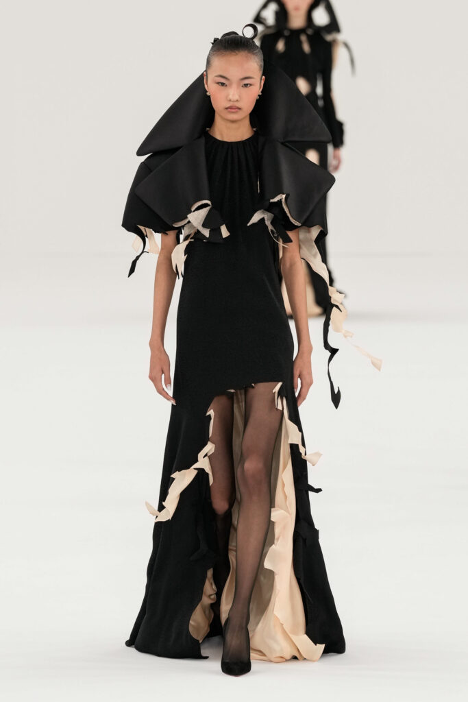 Viktor & Rolf Spring 2024 Couture Fashion Show Review | The Impression