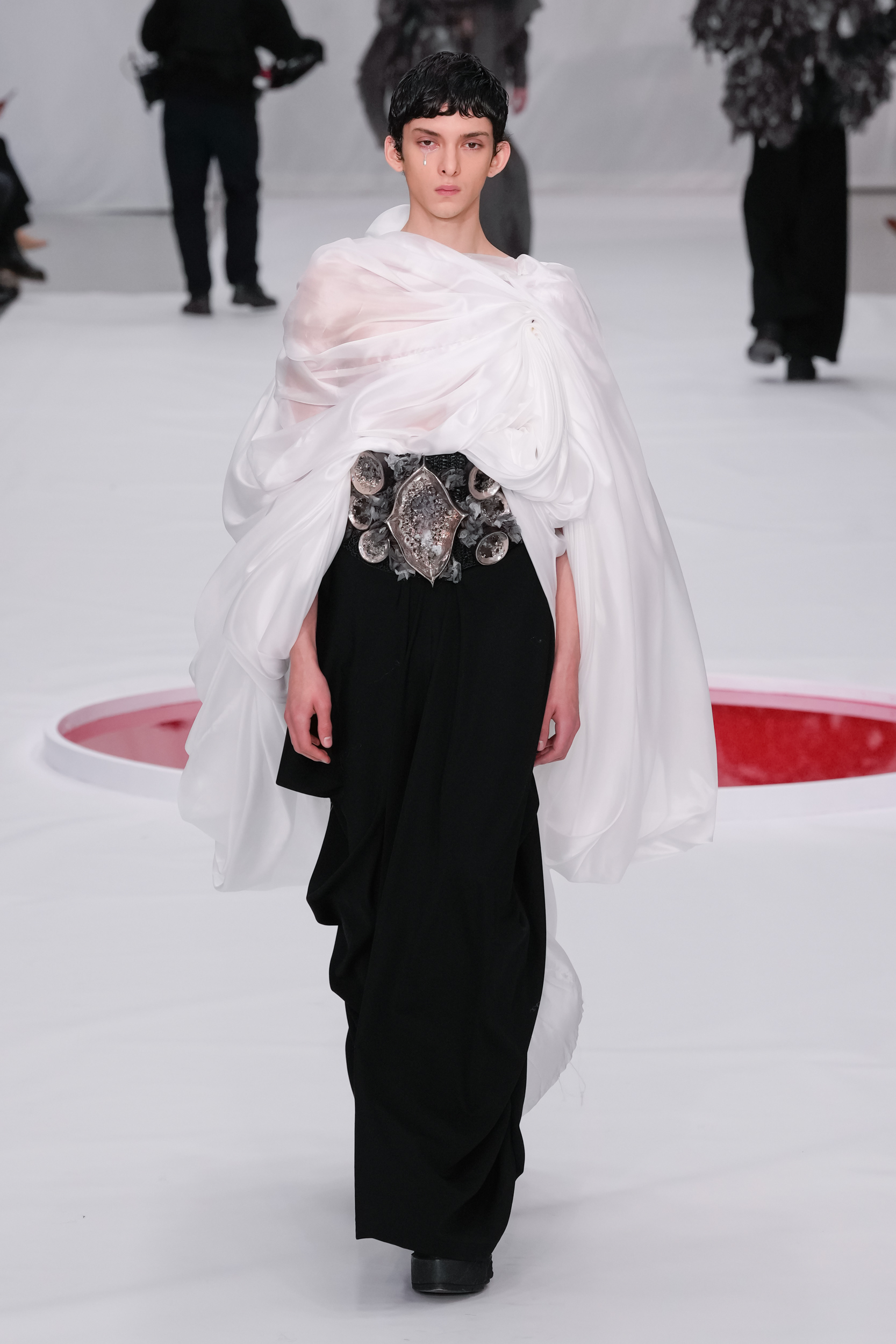 Yuima Nakazato Spring 2024 Couture Fashion Show