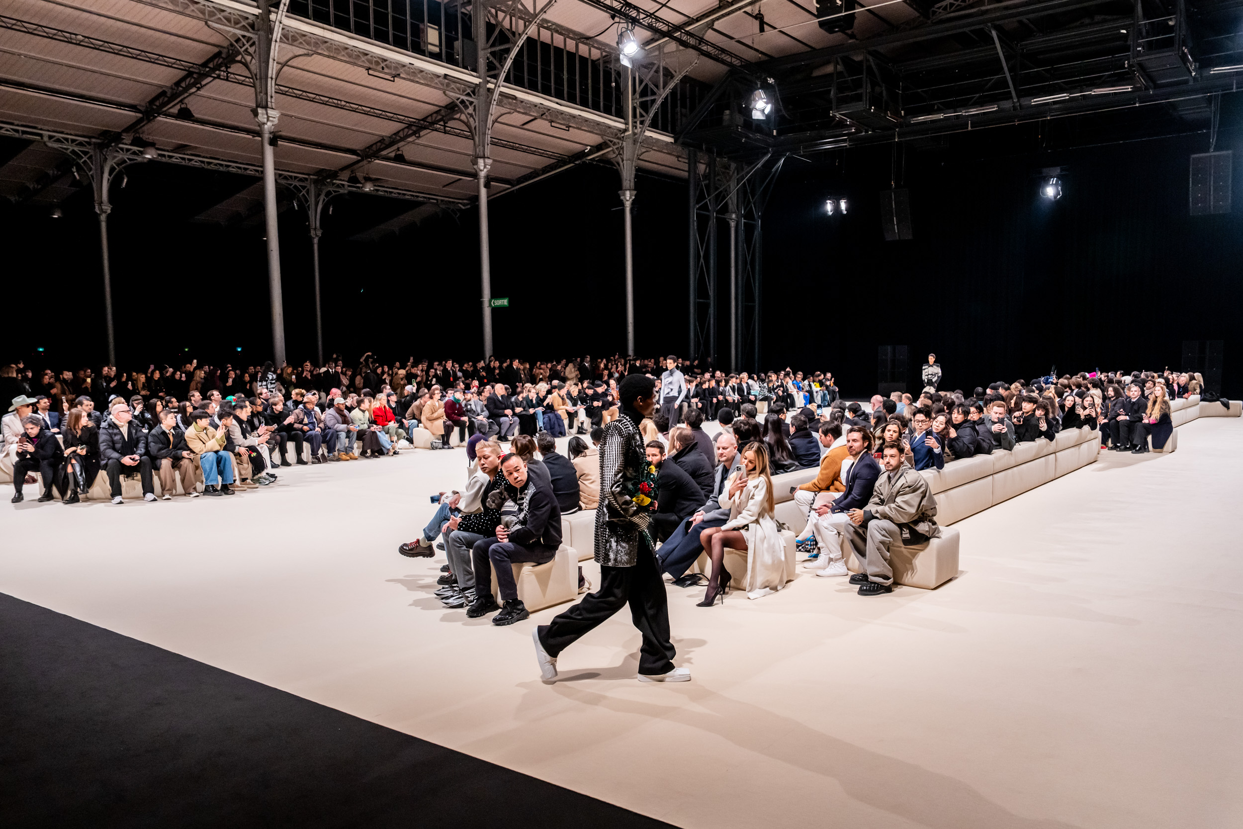 Balmain Fall 2024 Men’s Fashion Show Atmosphere