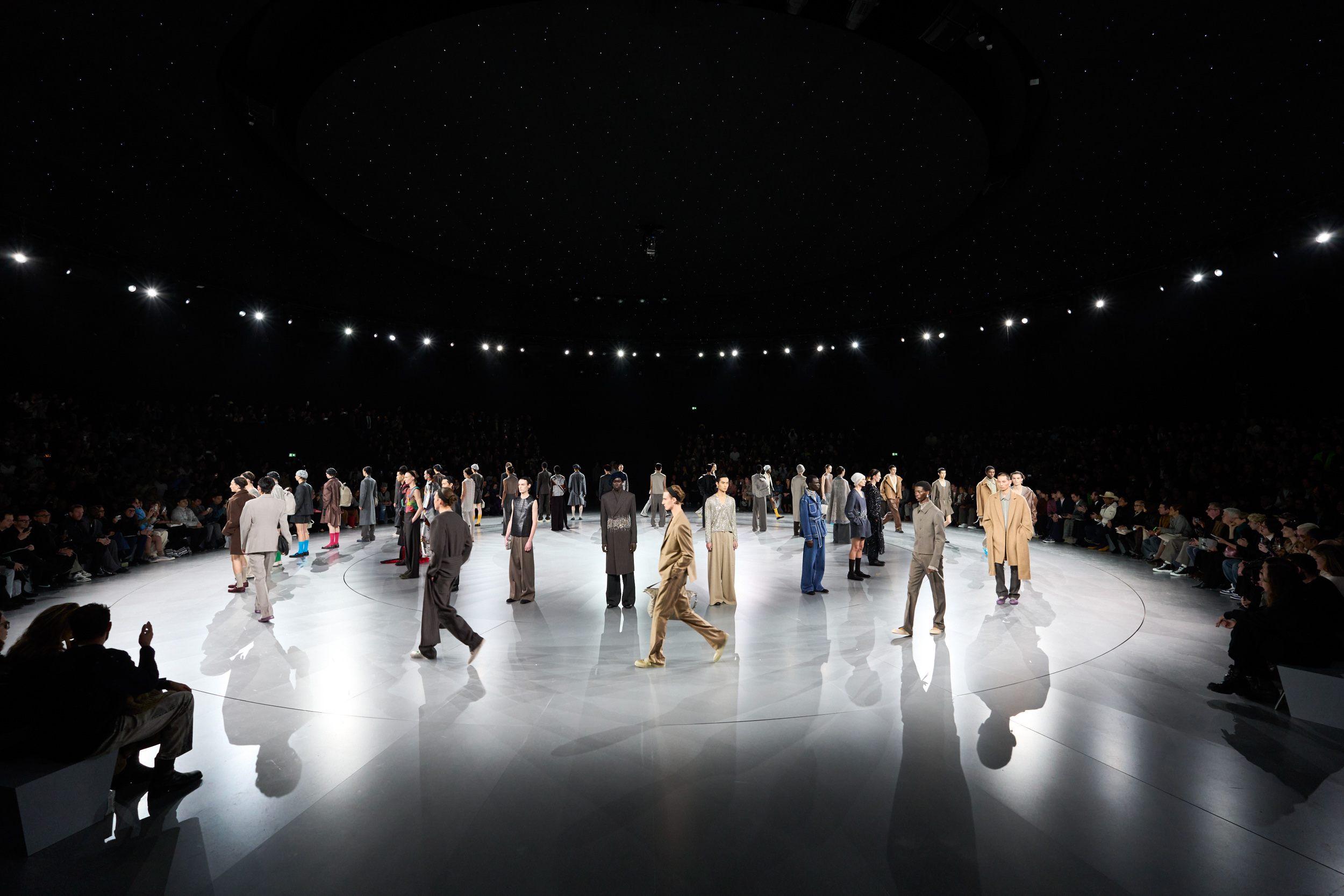Dior Men Fall 2024 Men’s Fashion Show Atmosphere | The Impression