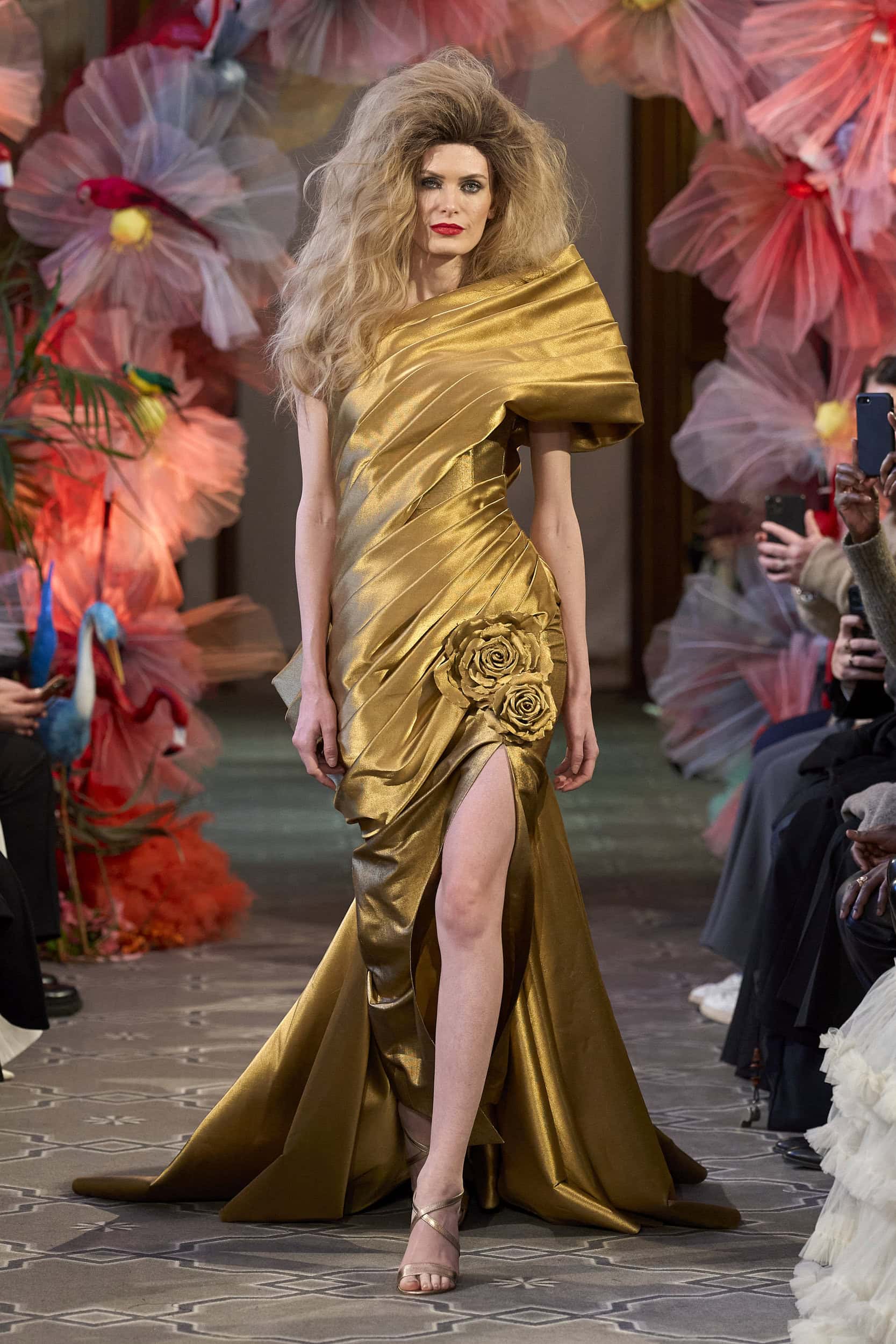 Lena Erziak Spring 2024 Couture Fashion Show