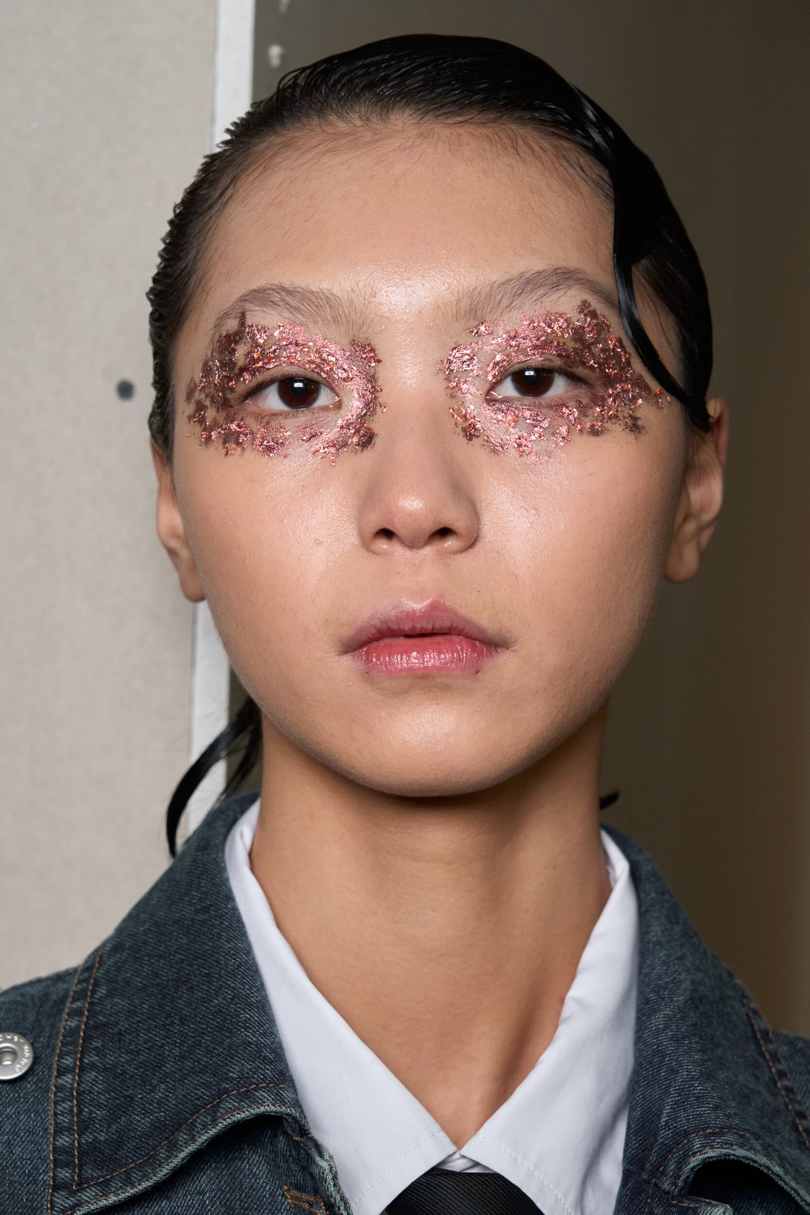 Feng Chen Wang Fall 2024 Men’s Fashion Show Backstage