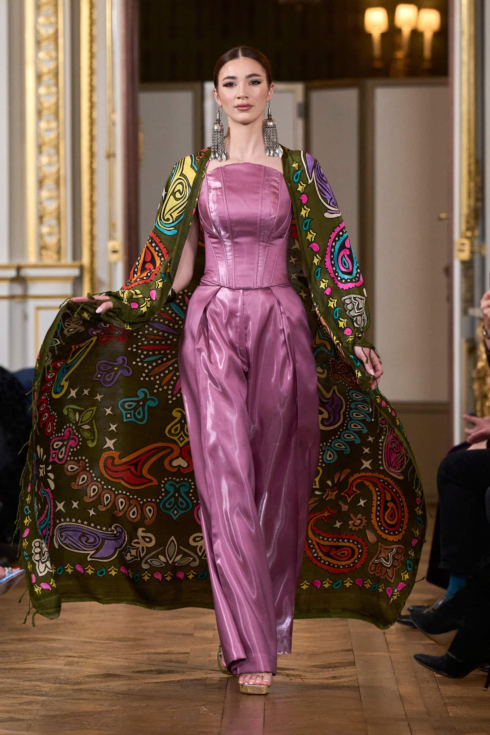 Oriental Fashion Show Spring 2024 Couture Fashion Show