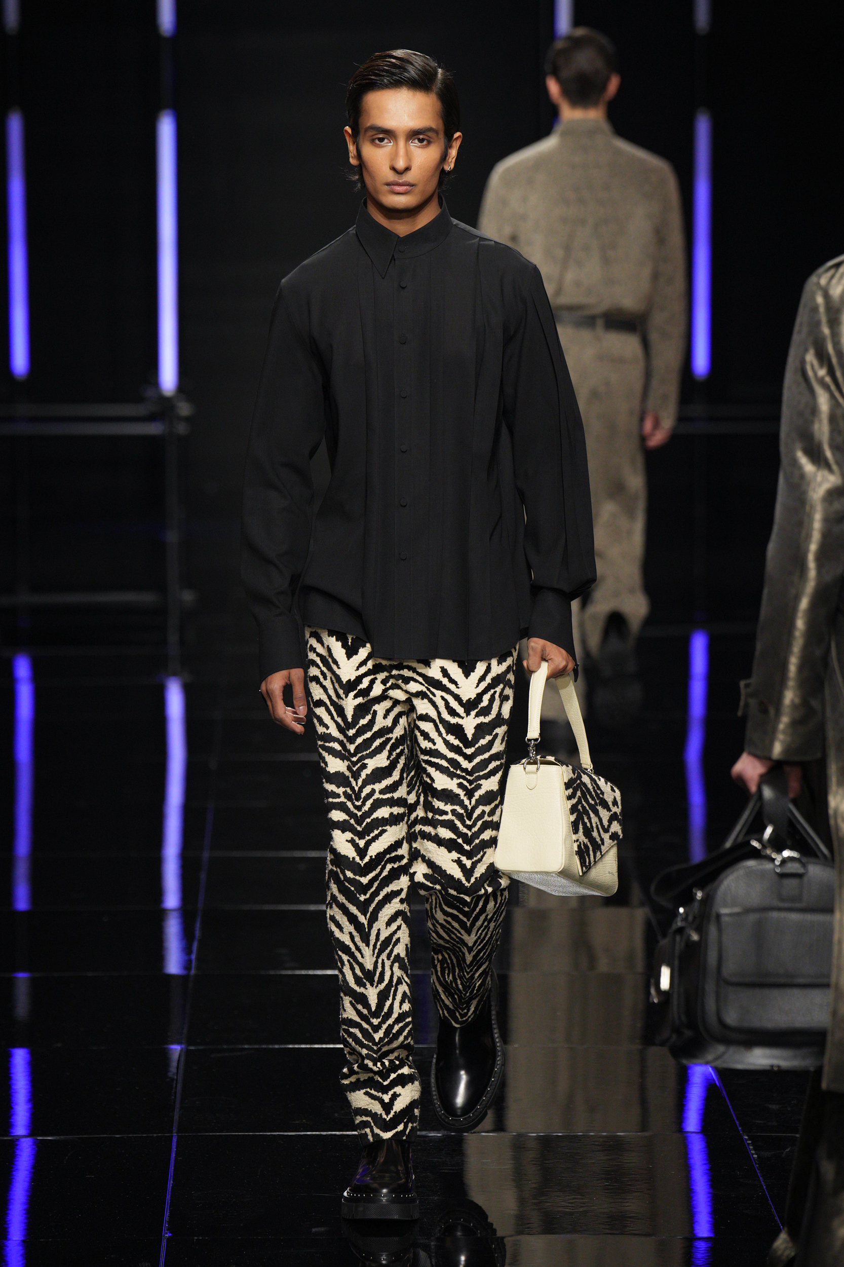 Kb Hong Fall 2024 Men’s Fashion Show