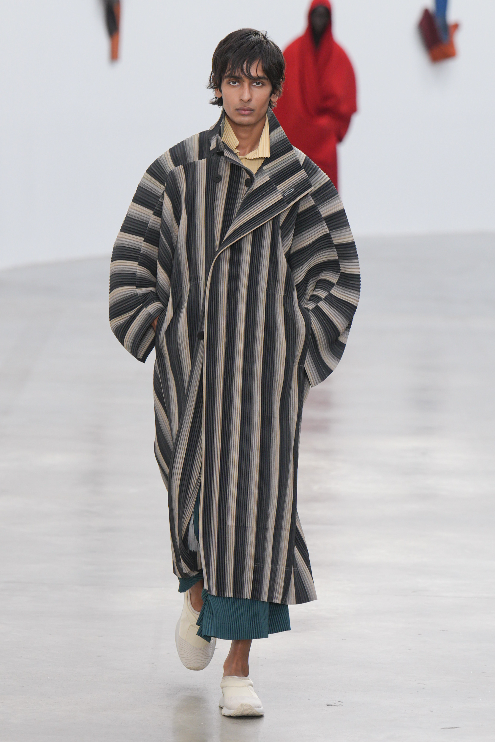 Homme Plisse Issey Miyake Fall 2024 Men’s Fashion Show