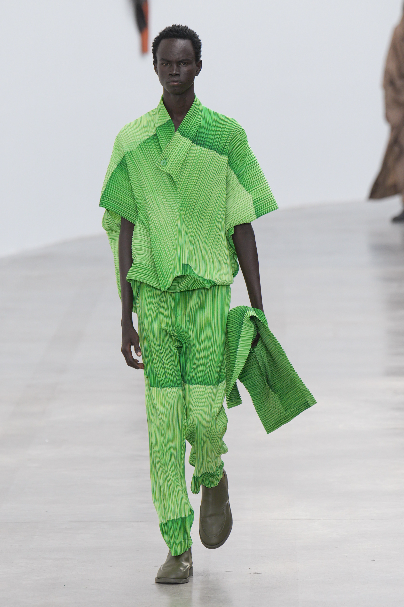 Homme Plisse Issey Miyake Fall 2024 Men’s Fashion Show