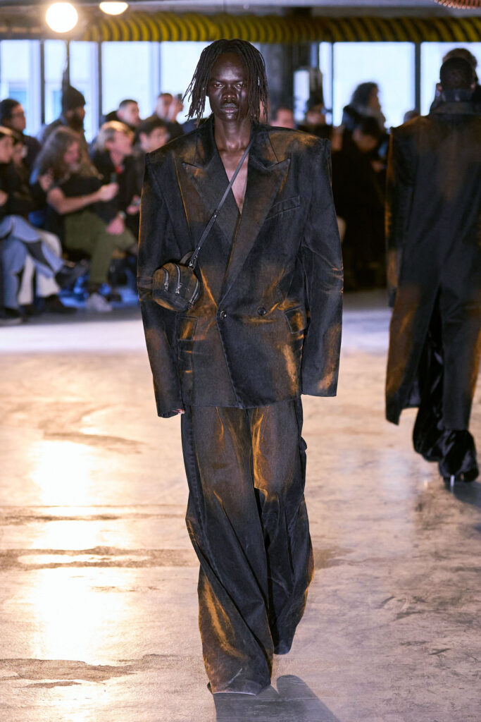 Juun.j Fall Men’s 2024 Fashion Show