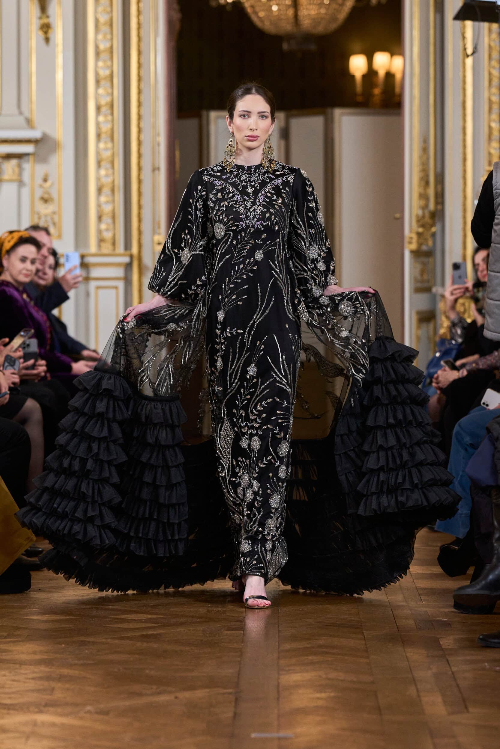 Oriental Fashion Show Spring 2024 Couture Fashion Show