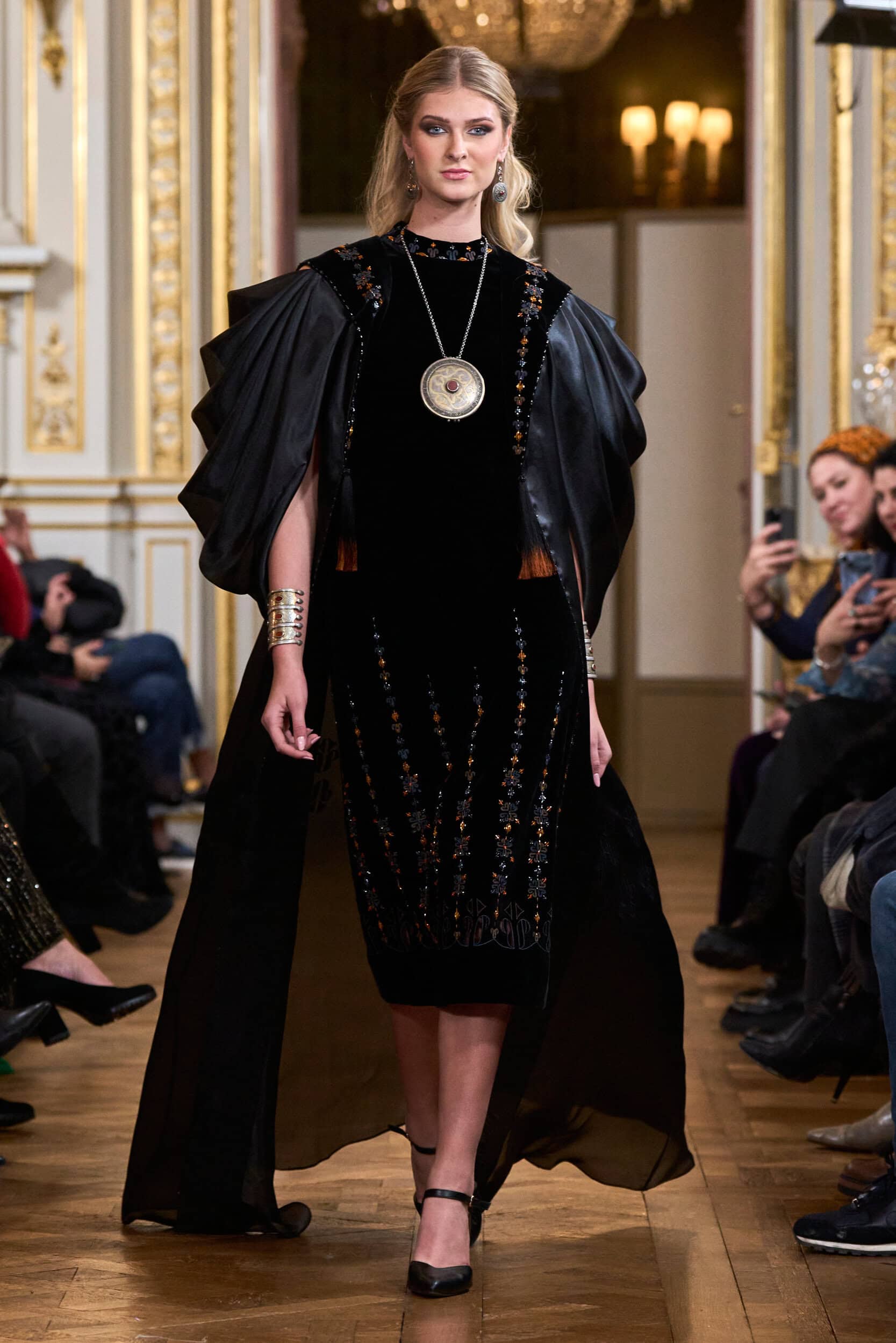 Oriental Fashion Show Spring 2024 Couture Fashion Show