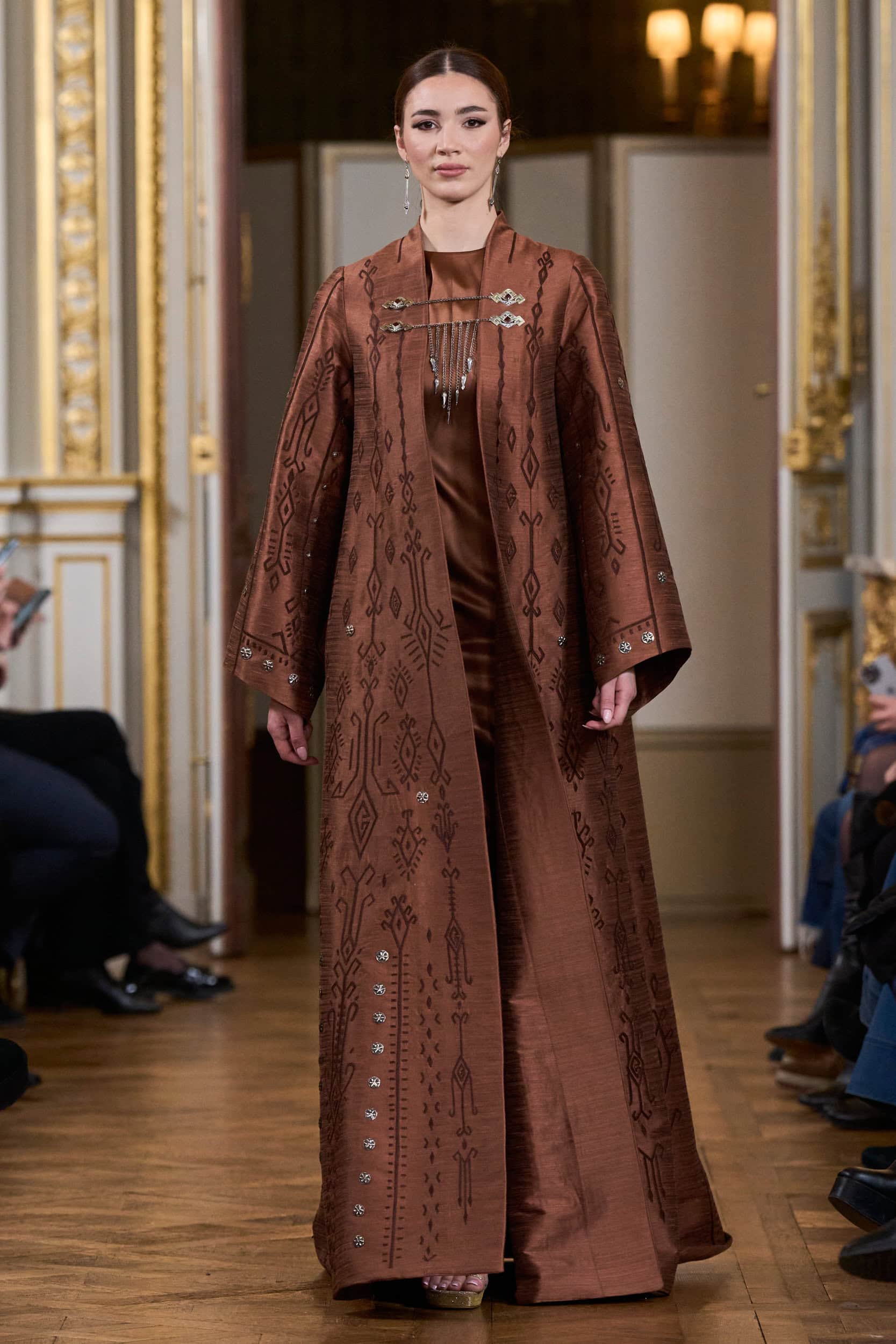 Oriental Fashion Show Spring 2024 Couture Fashion Show