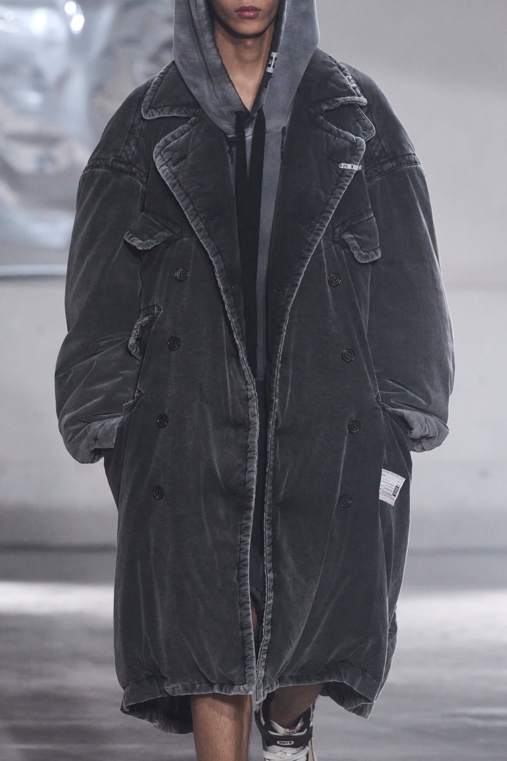 Maison Mihara Yasuhiro Fall 2024 Men’s Fashion Show Details