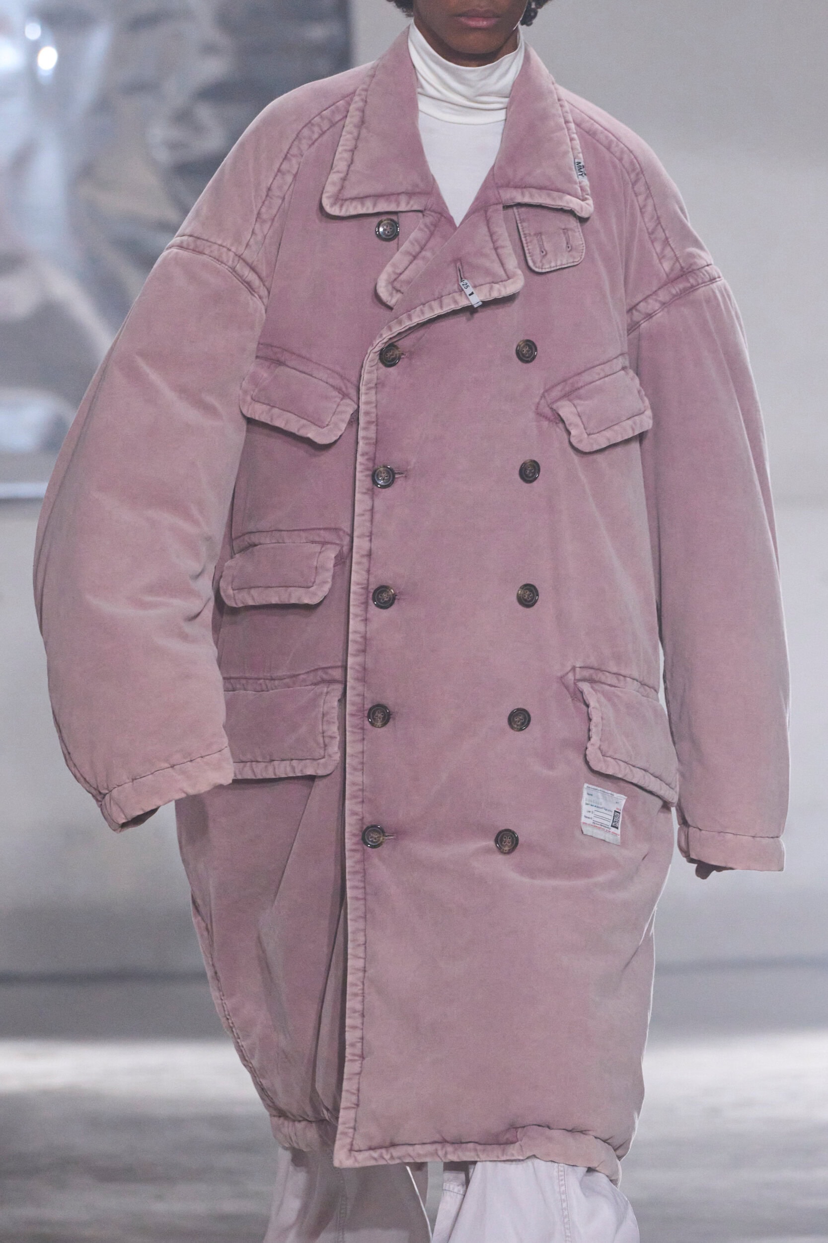 Maison Mihara Yasuhiro Fall 2024 Men’s Fashion Show Details